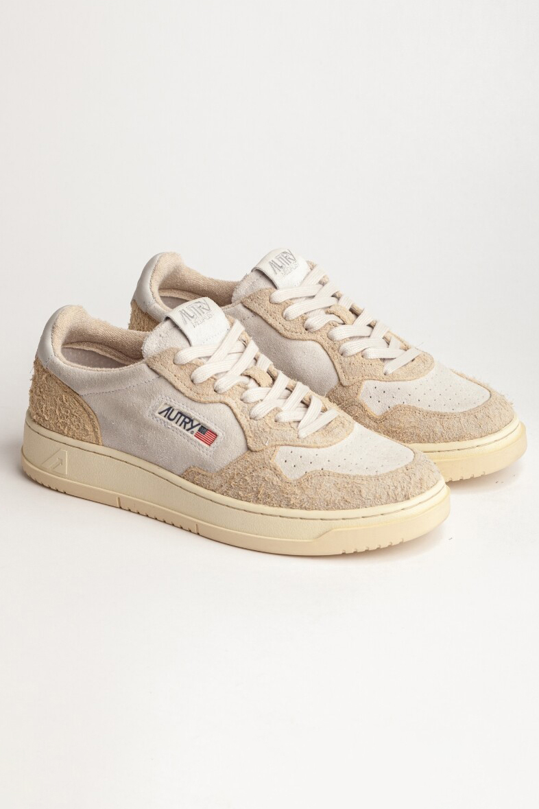 AUTRY Low Leather & Suede Sneakers Medalist AUTRY Low Leather & Suede Sneakers Medalist