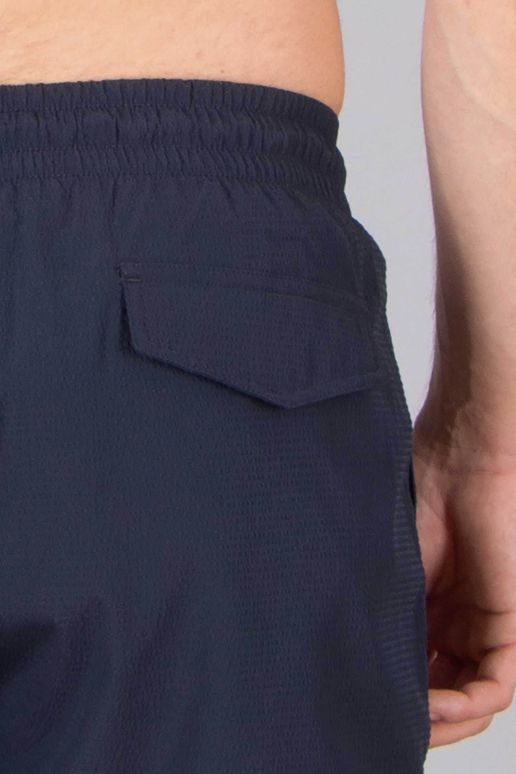 EMPORIO ARMANI Regular Fit Technical Farbic Muslin Swim Shorts Bekleidung, Hosen, Kurze Hosen