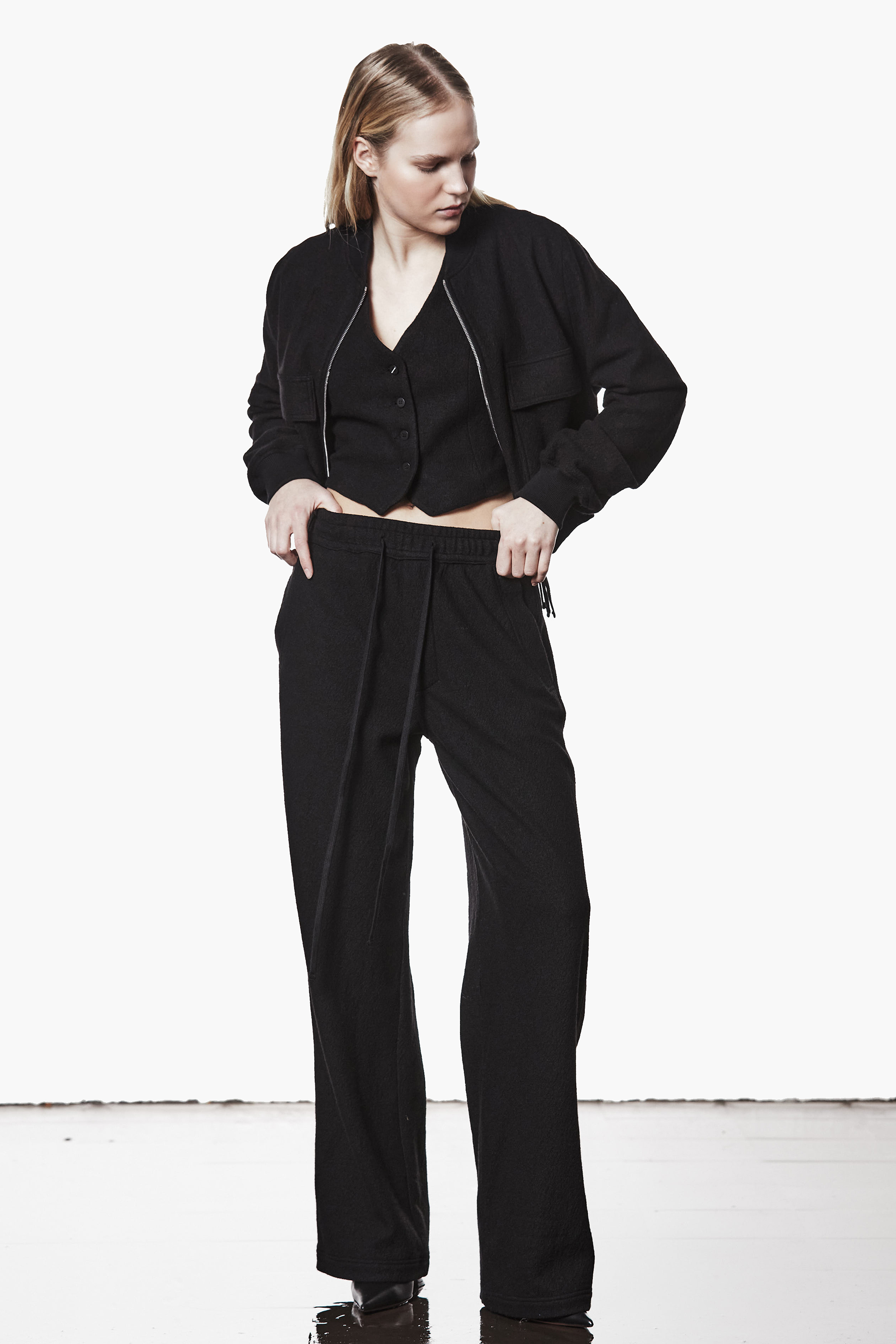 THOM KROM Relaxed Fit Cropped Comfort Wool Bomber Jacket Langarm, Modisch, Formelle Kleidung, Anzug, Person