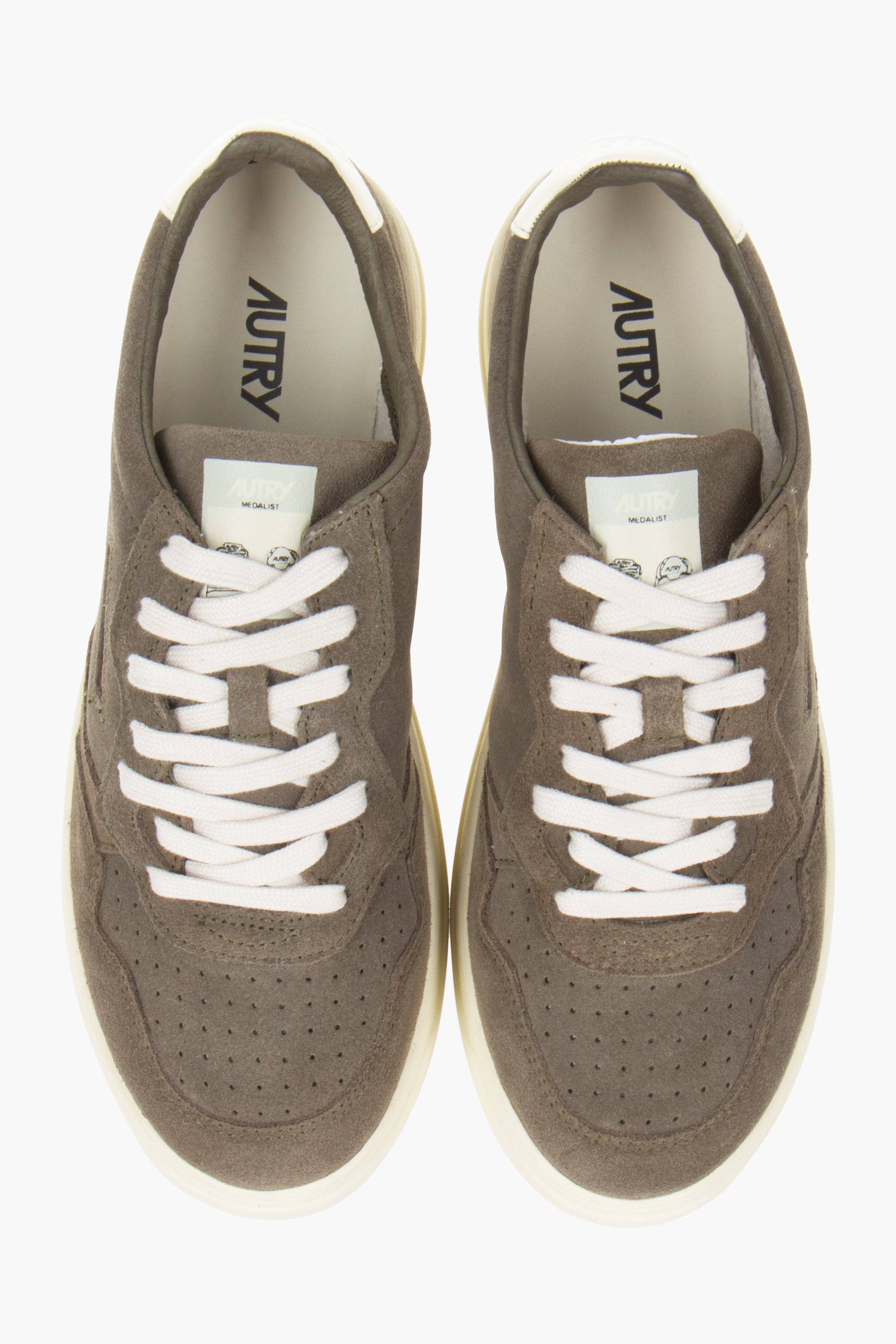 AUTRY Mild Wash Suede Sneakers Medalist Low Schuhwerk, Schuh, Sneaker, Wildleder, Leinwand