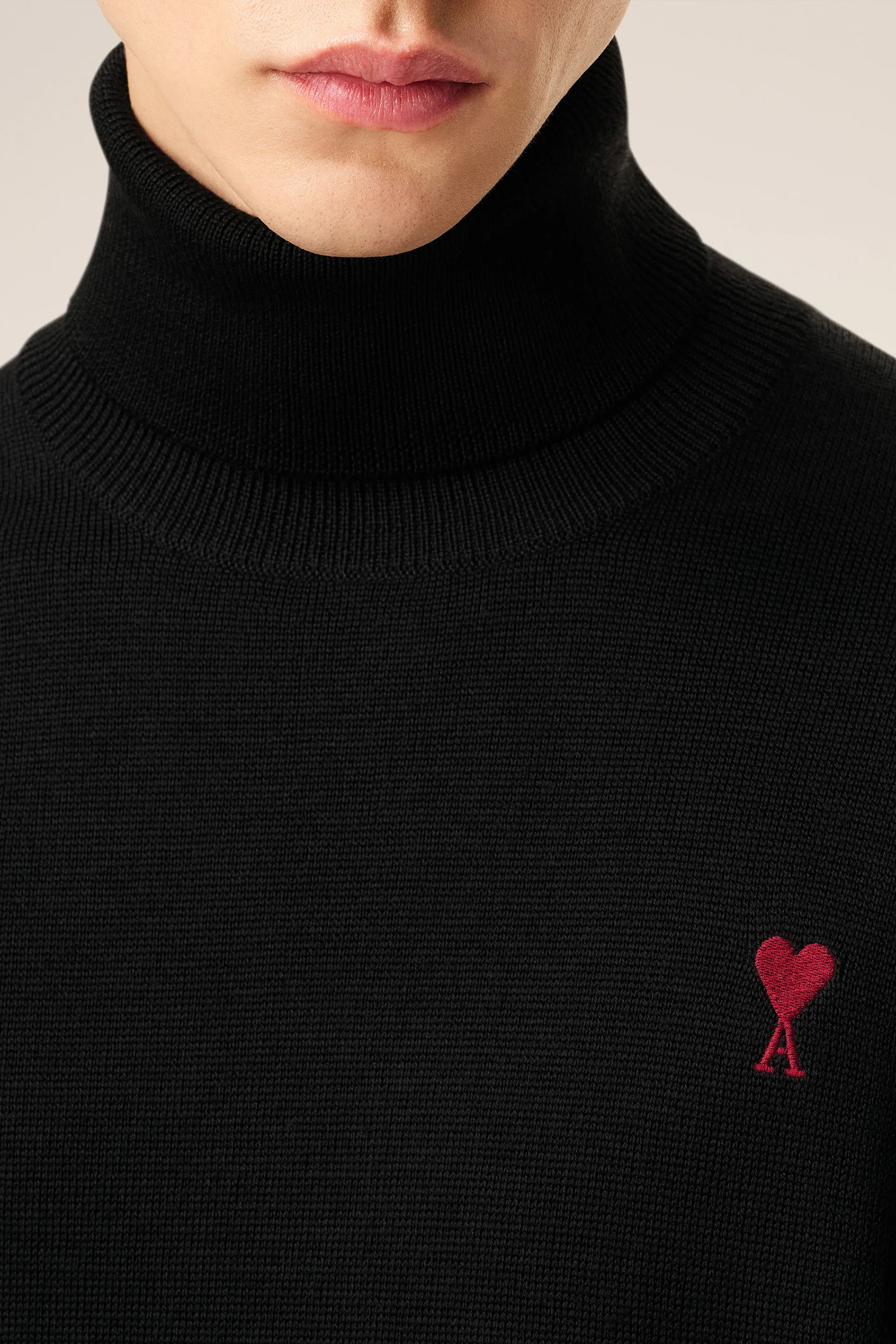 AMI PARIS Regular Fit Ami De Coeur Extra Fine Wool Turtleneck Sweater AMI PARIS Regular Fit Ami De Coeur Extra Fine Wool Turtleneck Sweater