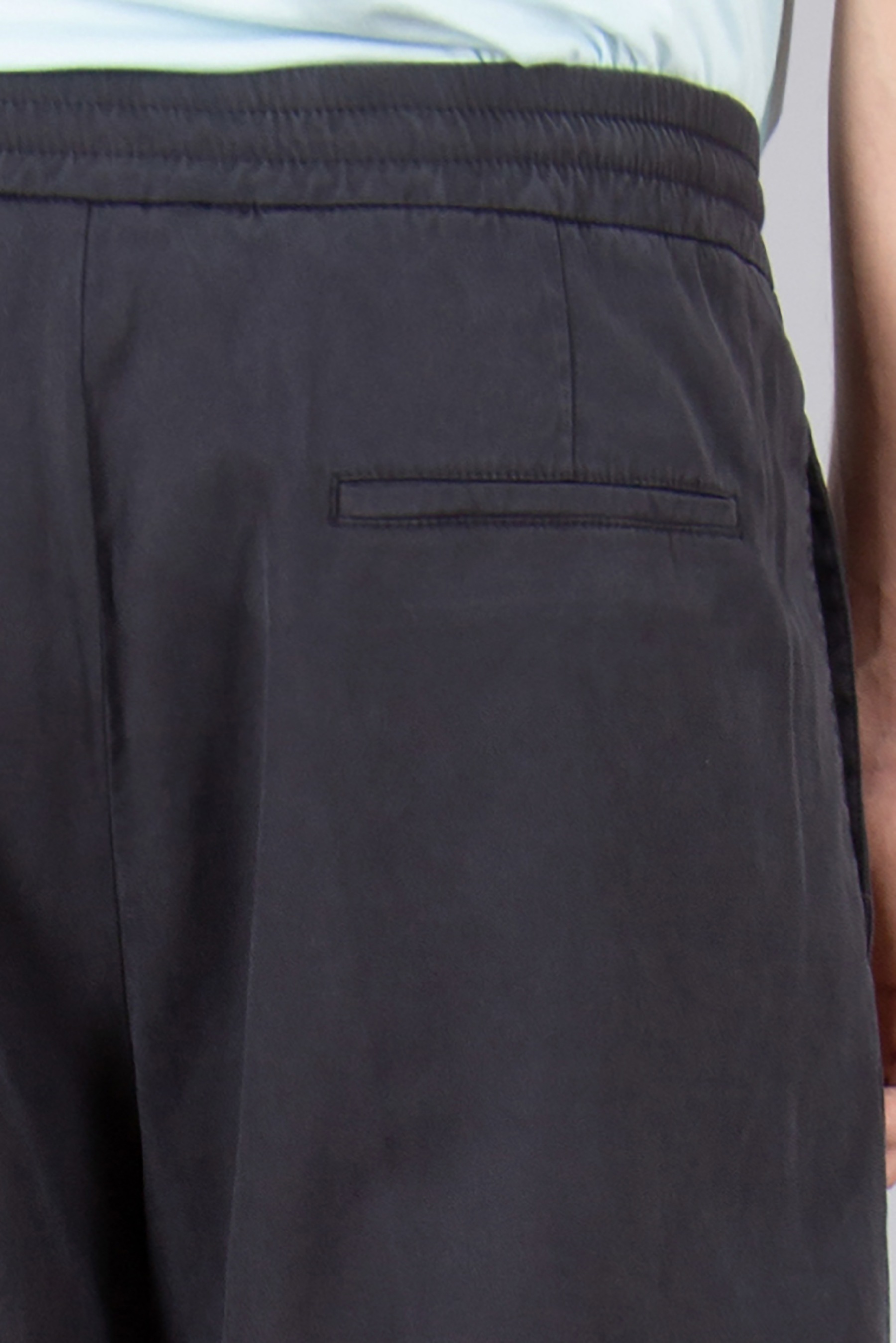 Bekleidung, Kurze Hosen, Hosen, Mantel, Jacke