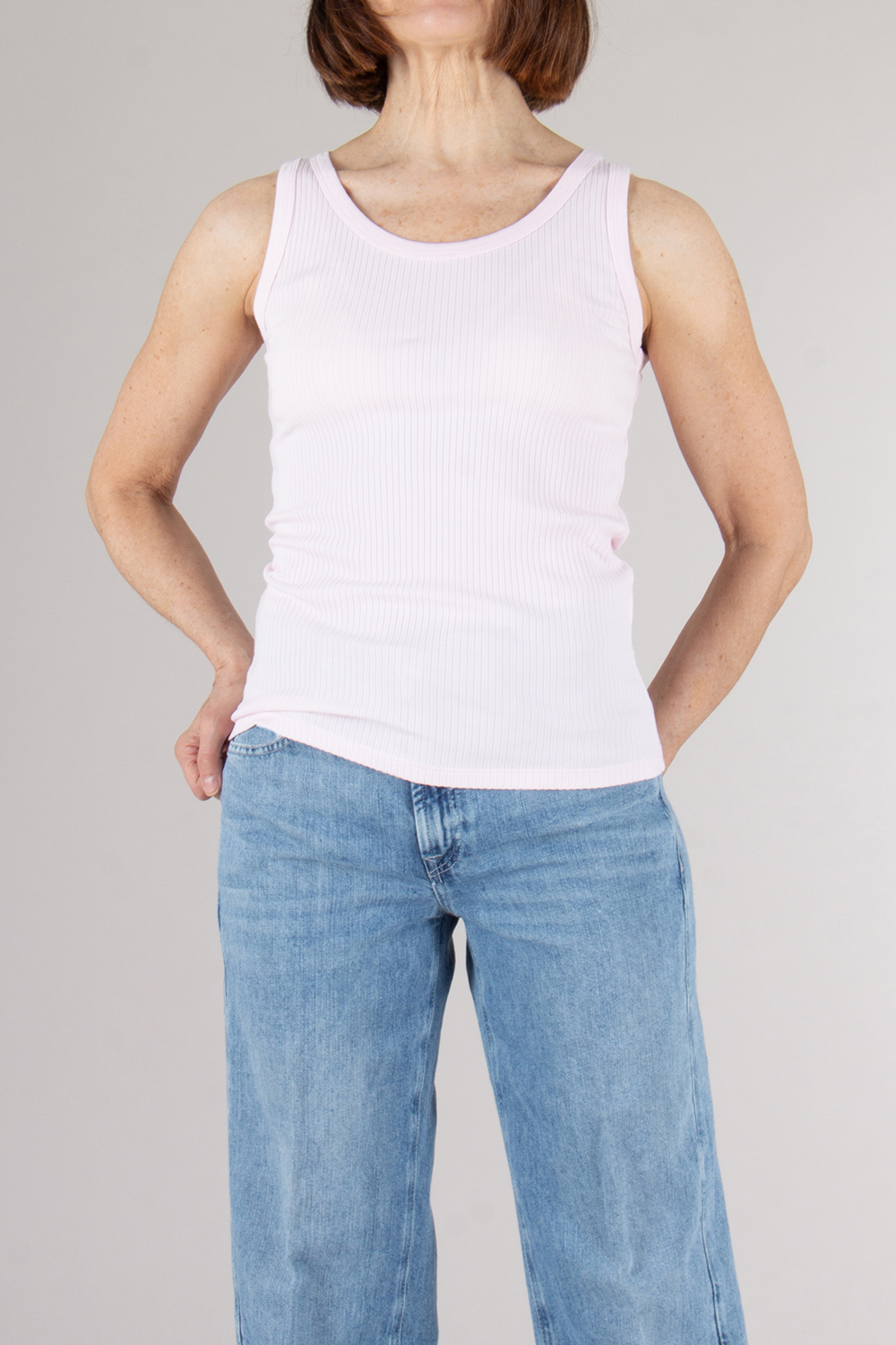 0039 ITALY Regular Fit Ribbed Cotton Tank Ella