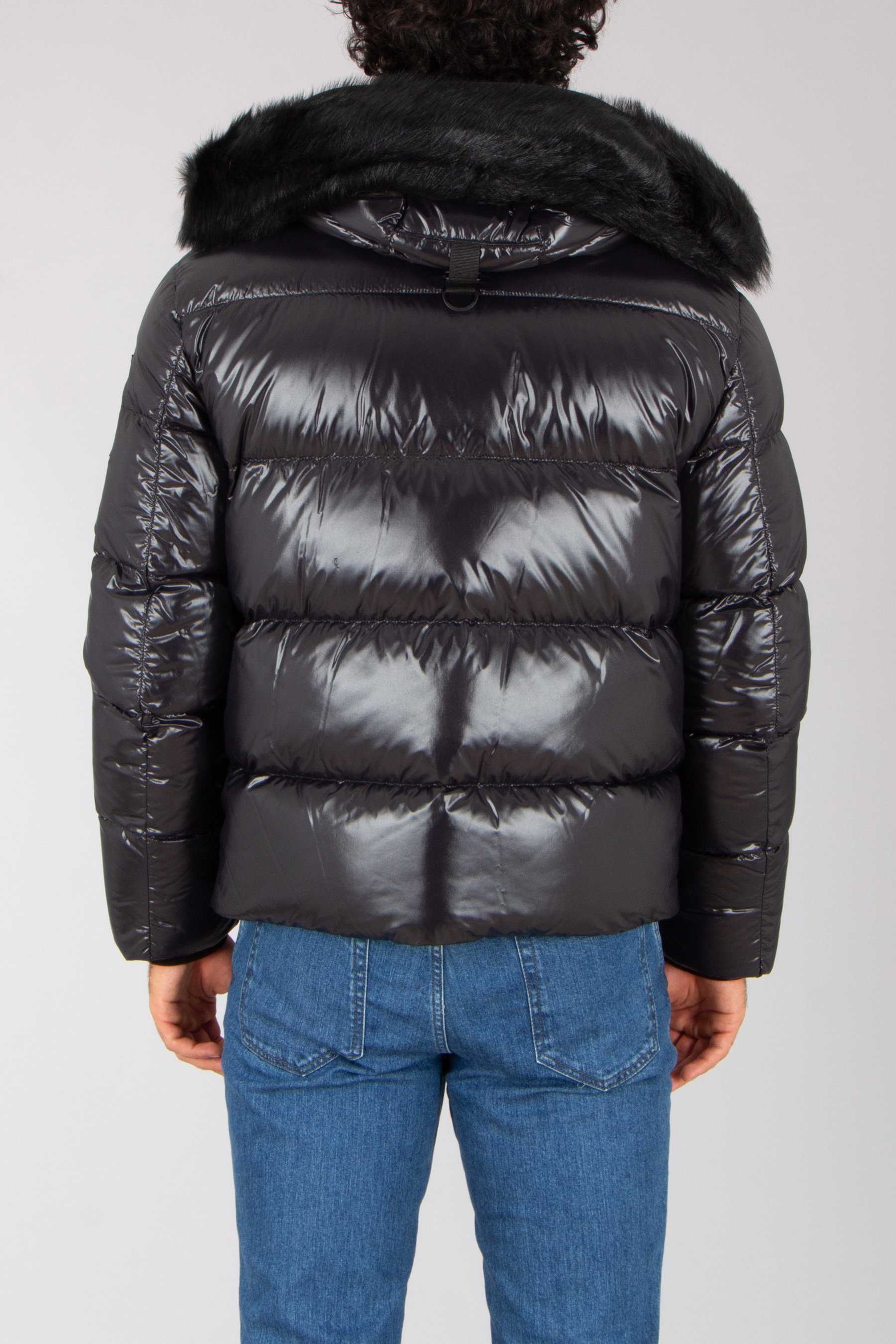 MOOSE KNUCKLES Regular Fit Shearling Trim Nylon Down Jacket Kings Puffer Bekleidung, Mantel, Jacke, Jeans, Hosen
