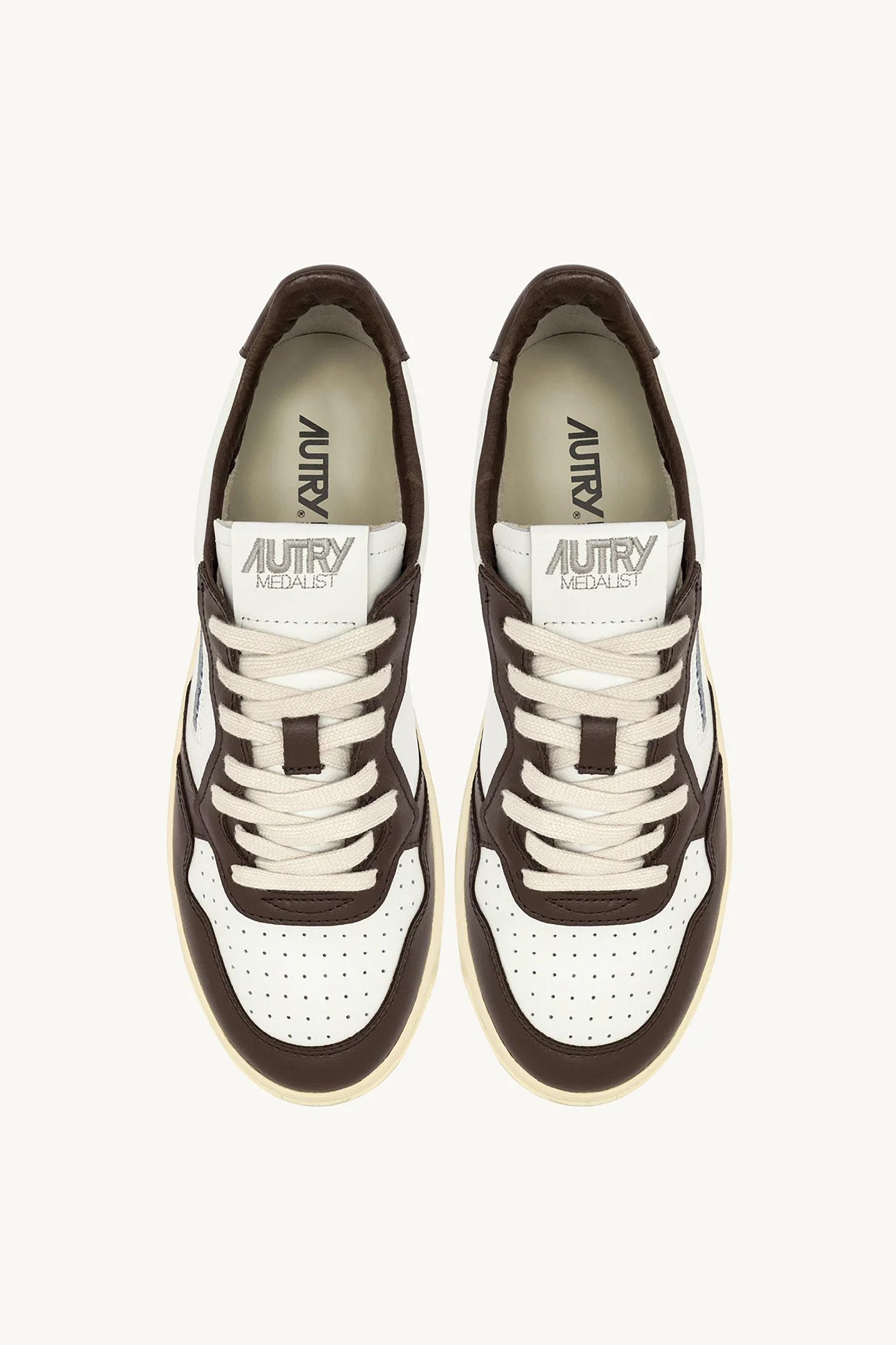 AUTRY Low Leather Sneakers Medalist AUTRY Low Leather Sneakers Medalist