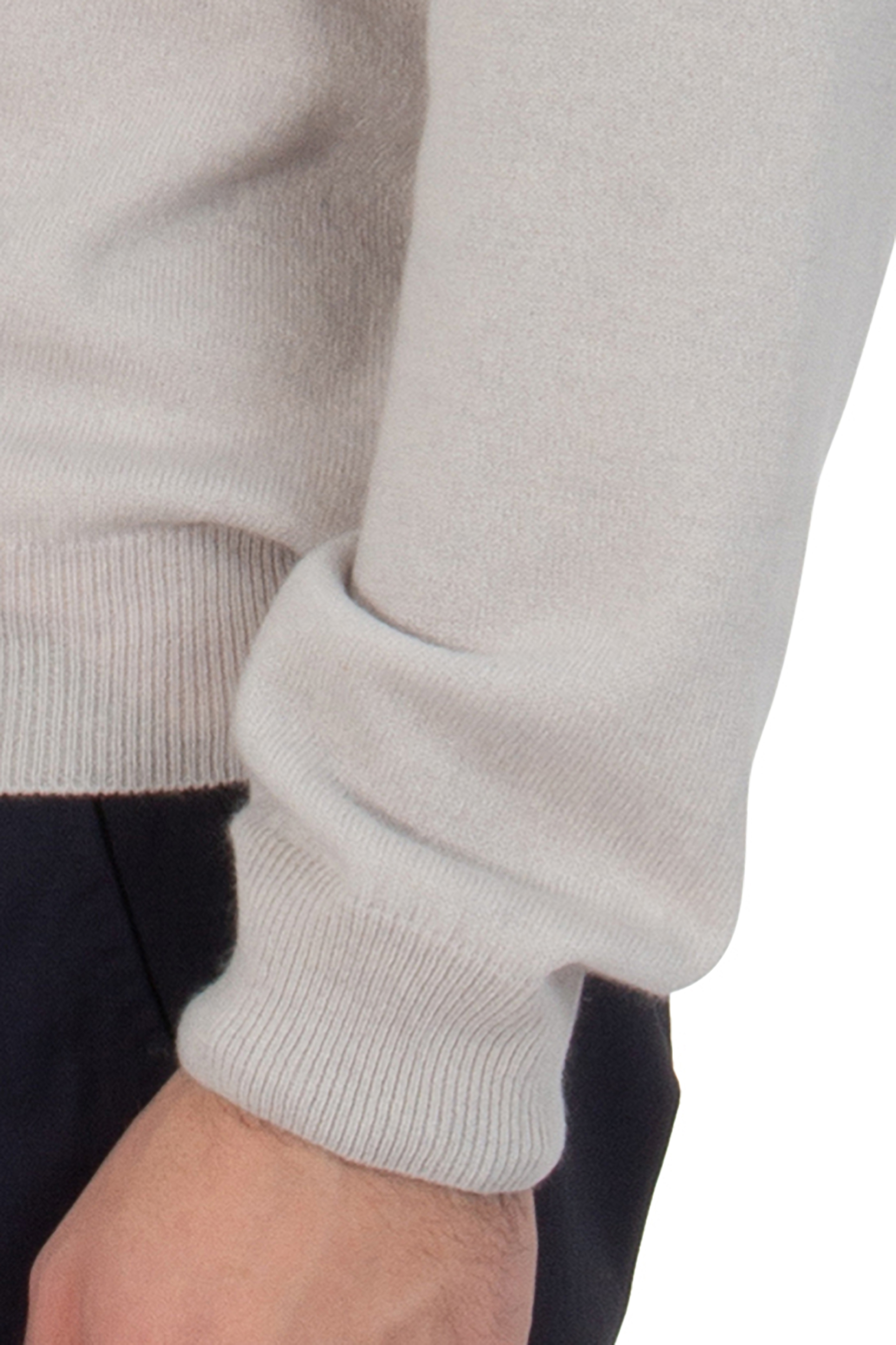 AIDA BARNI Cashmere Zip Cardigan AIDA BARNI Cashmere Zip Cardigan