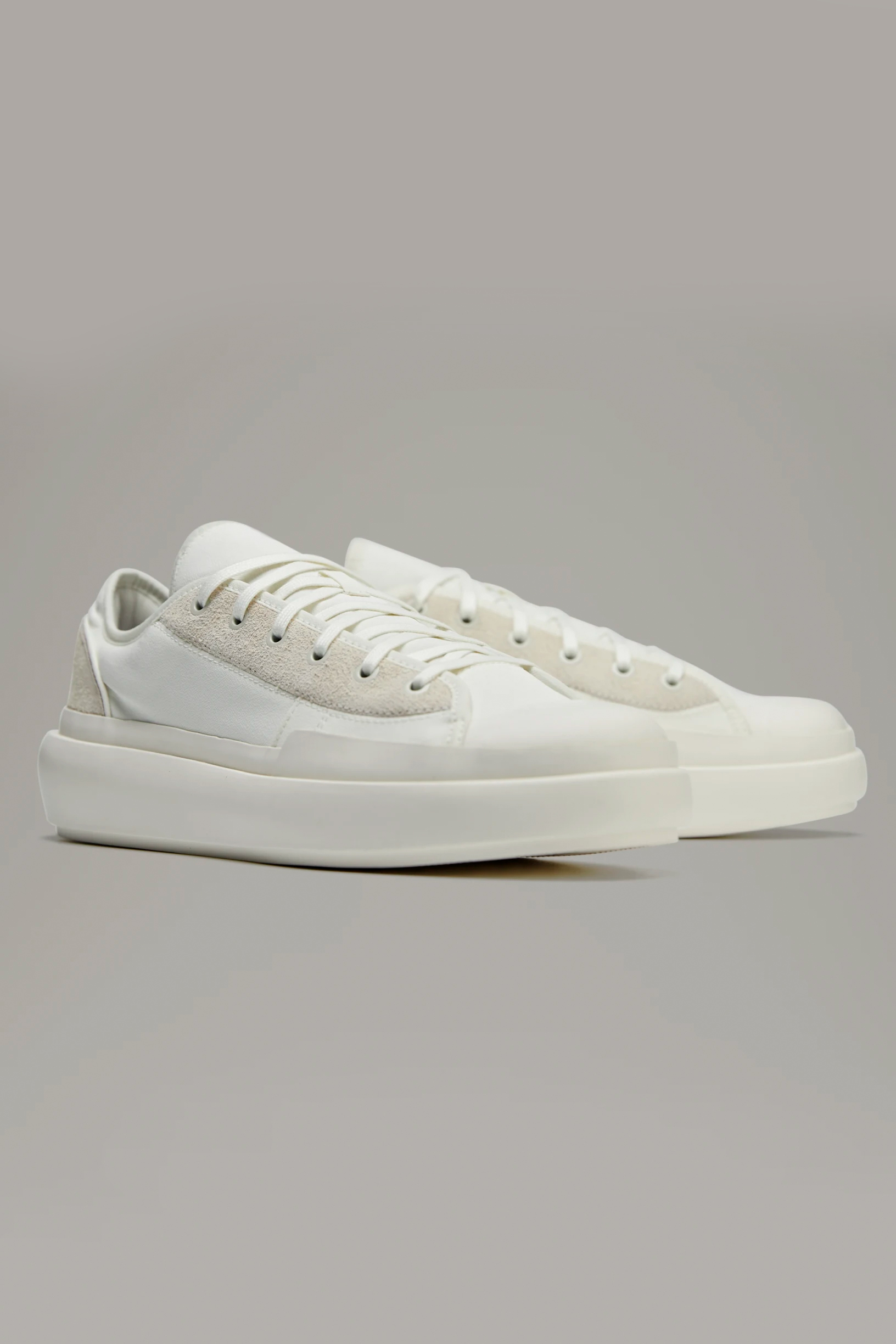 Y-3 Woven Textil & Suede Sneakers Ajatu Court Low Y-3 Woven Textil & Suede Sneakers Ajatu Court Low