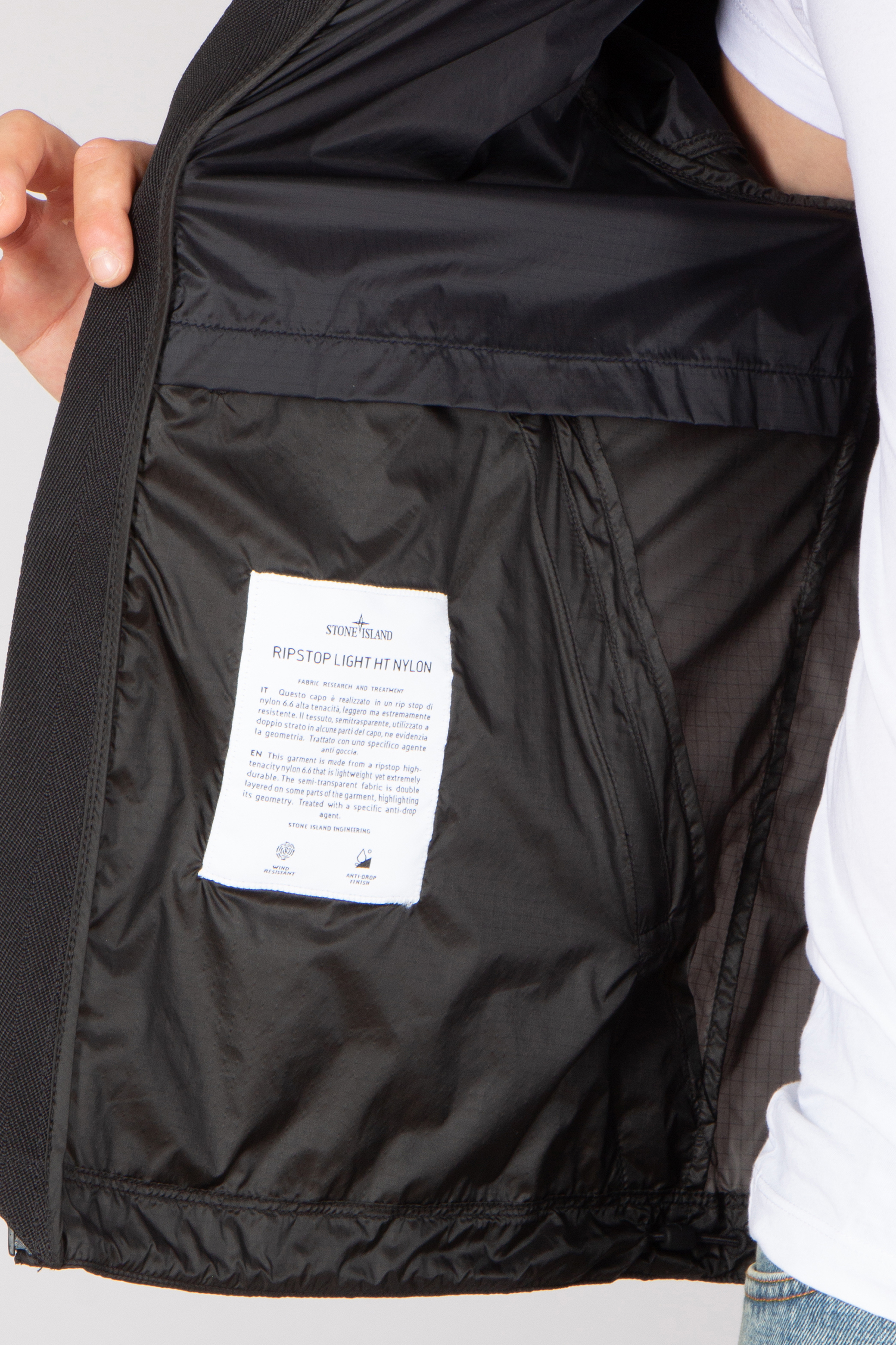 STONE ISLAND Regular Fit Ripstop Light HT Nylon Jacket Bekleidung, Mantel, Jacke, Weste