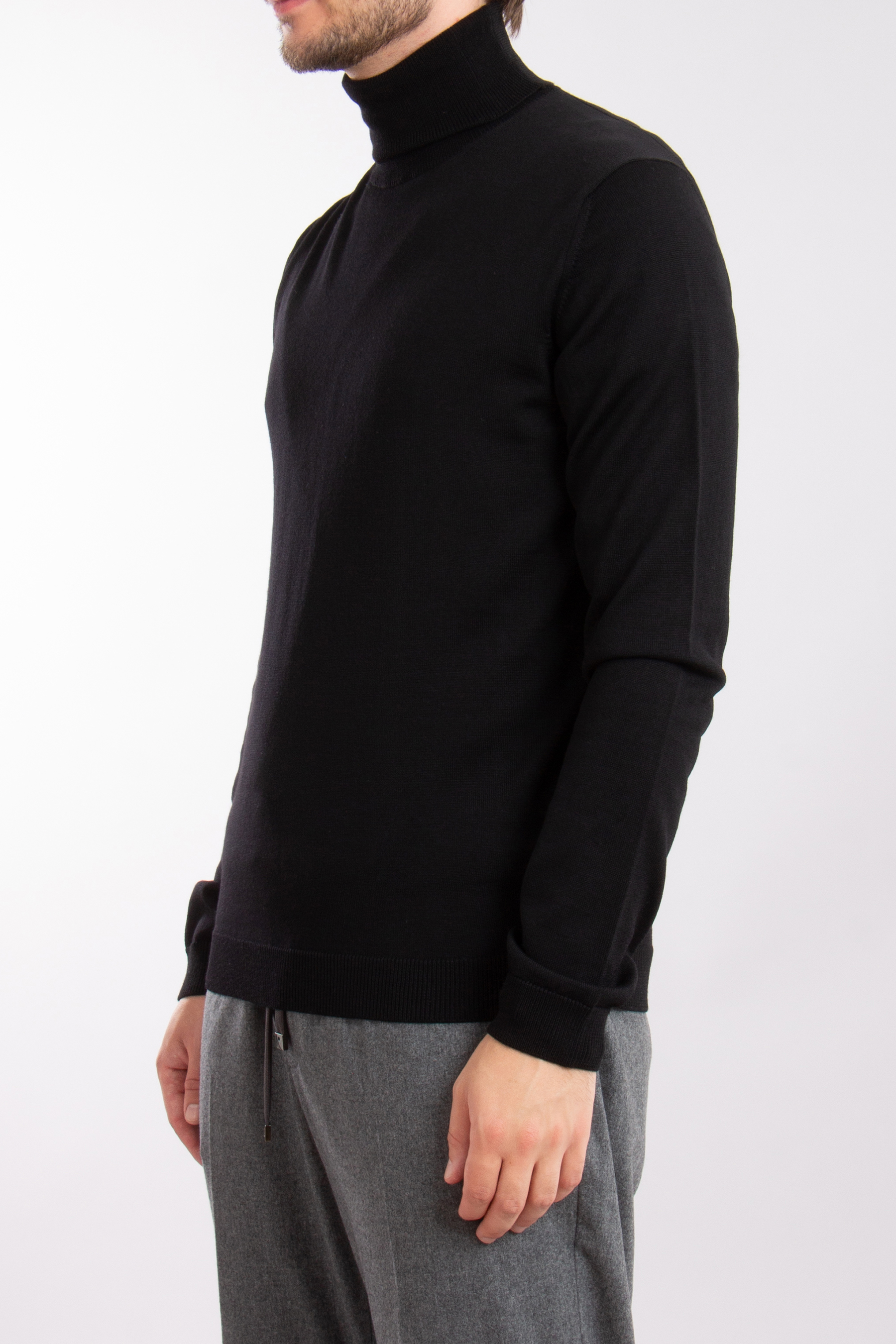 ROBERTO COLLINA Lightweight Extrafine Wool Turtleneck Sweater ROBERTO COLLINA Lightweight Extrafine Wool Turtleneck Sweater