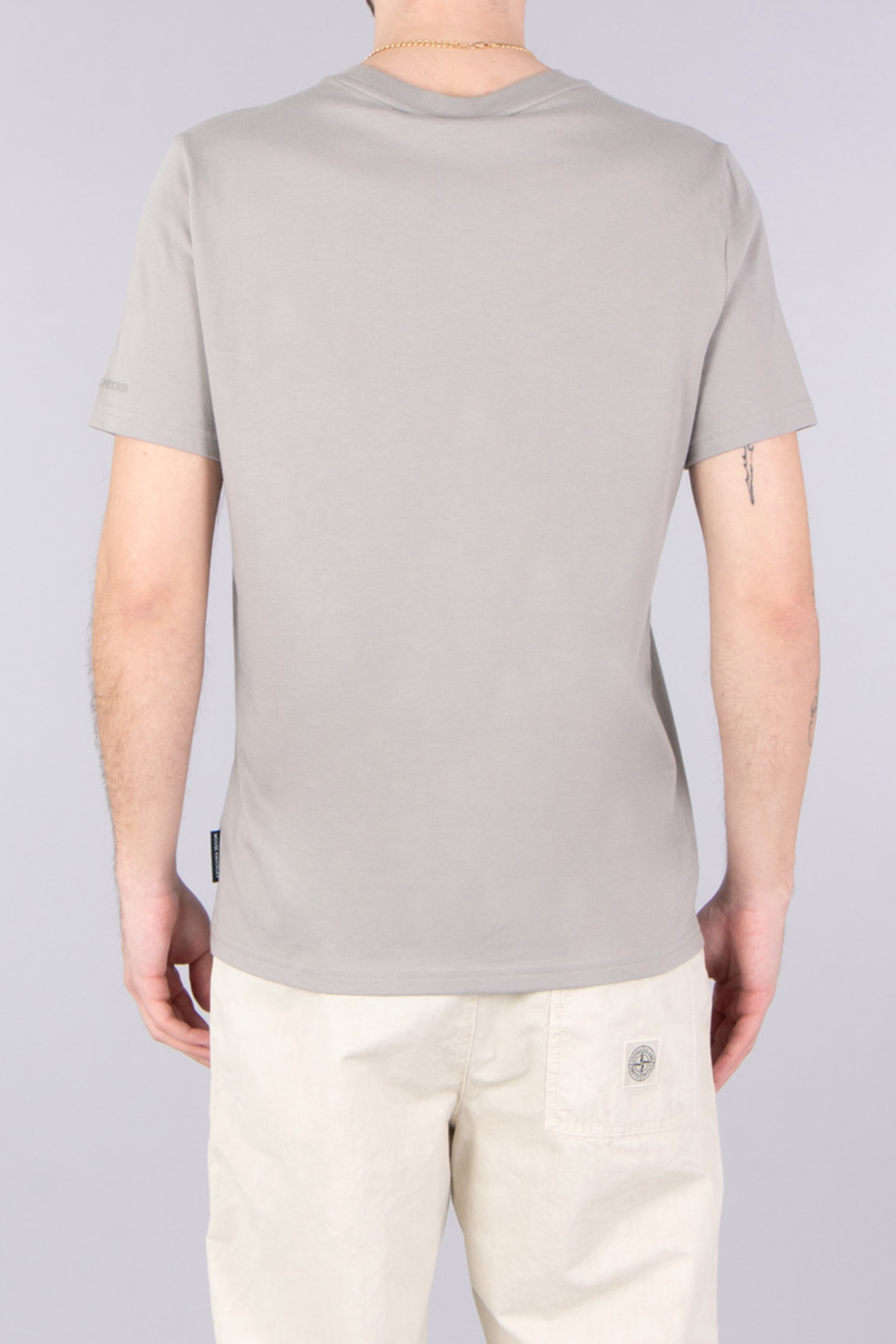 T-shirt, Kurze Hosen, Erwachsener, Mann, Person