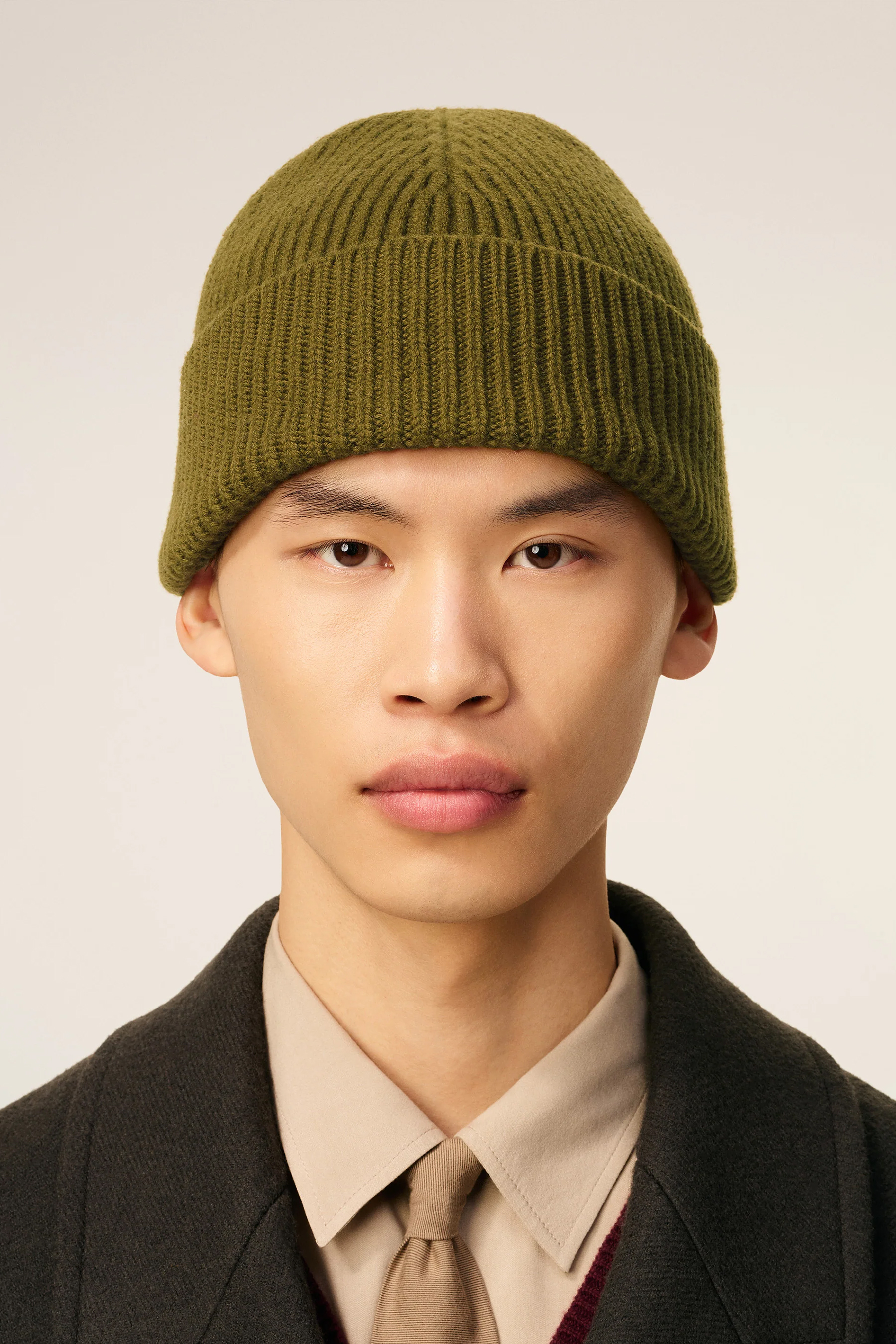 AMI PARIS Ami De Coeur Ribbed Virgin Wool Beanie Hut, Mütze, Person, Krawatte