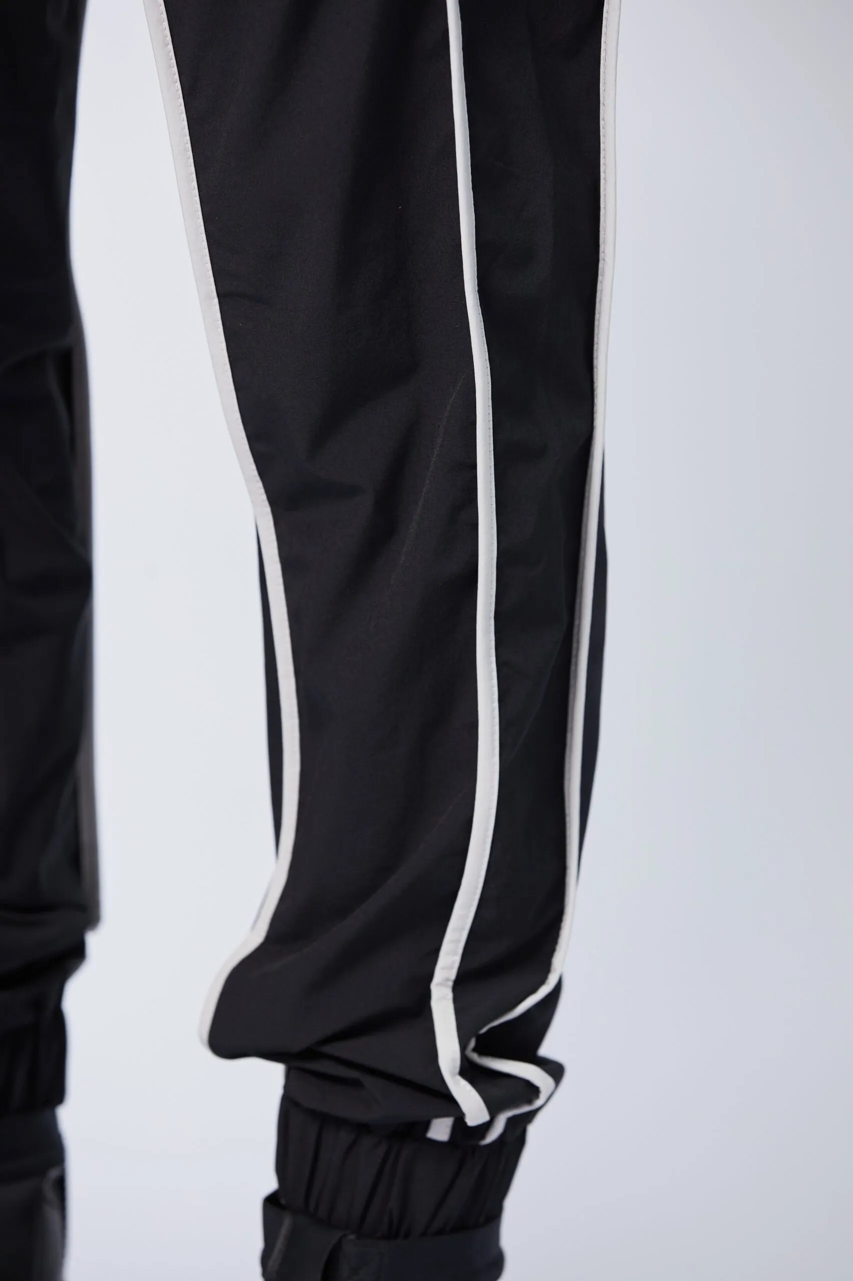 THOM KROM Drop Crotch Nylon Stretch Pants THOM KROM Drop Crotch Nylon Stretch Pants