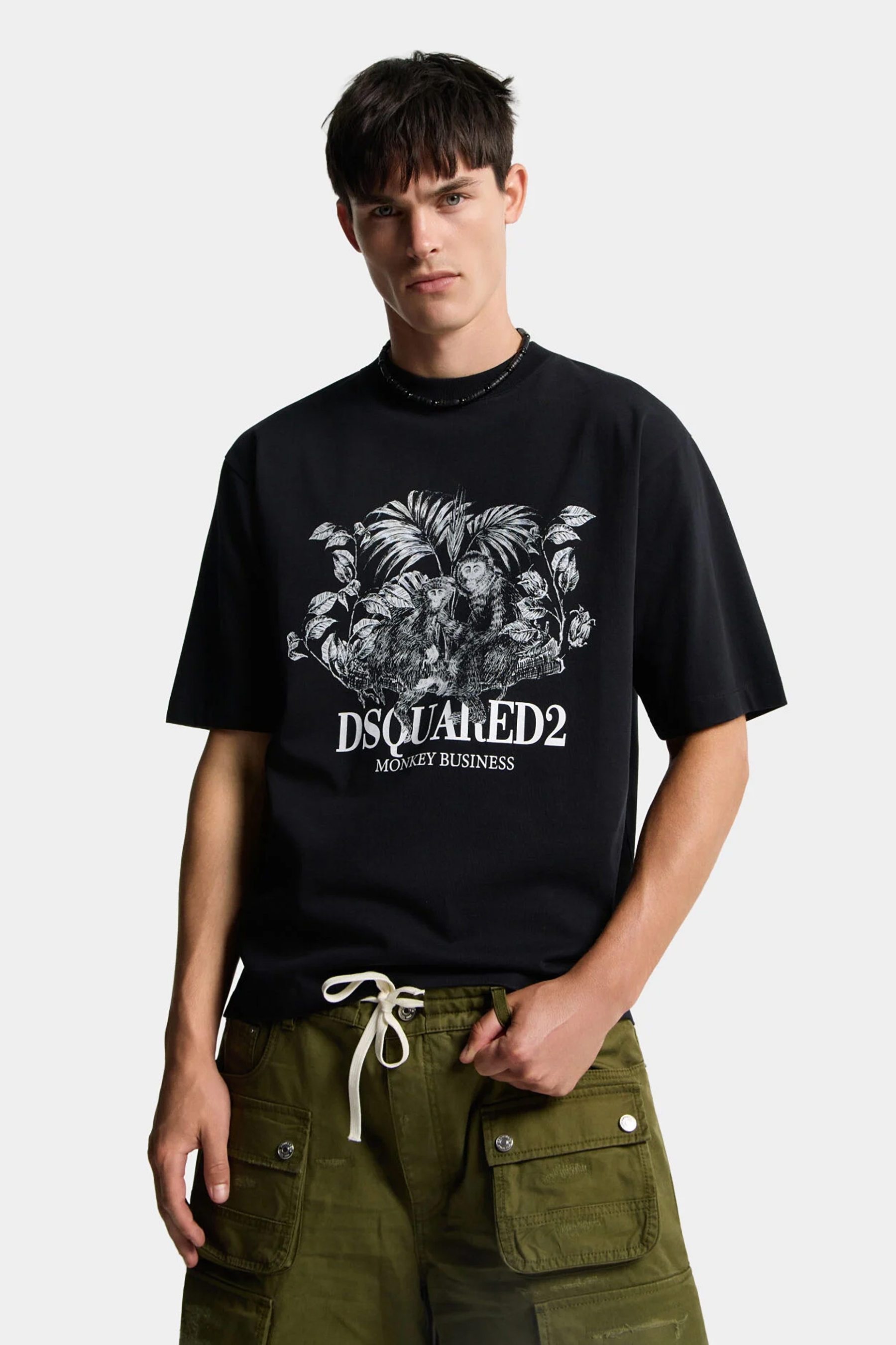 Bekleidung, T-shirt, Hemd, Person, Jeans