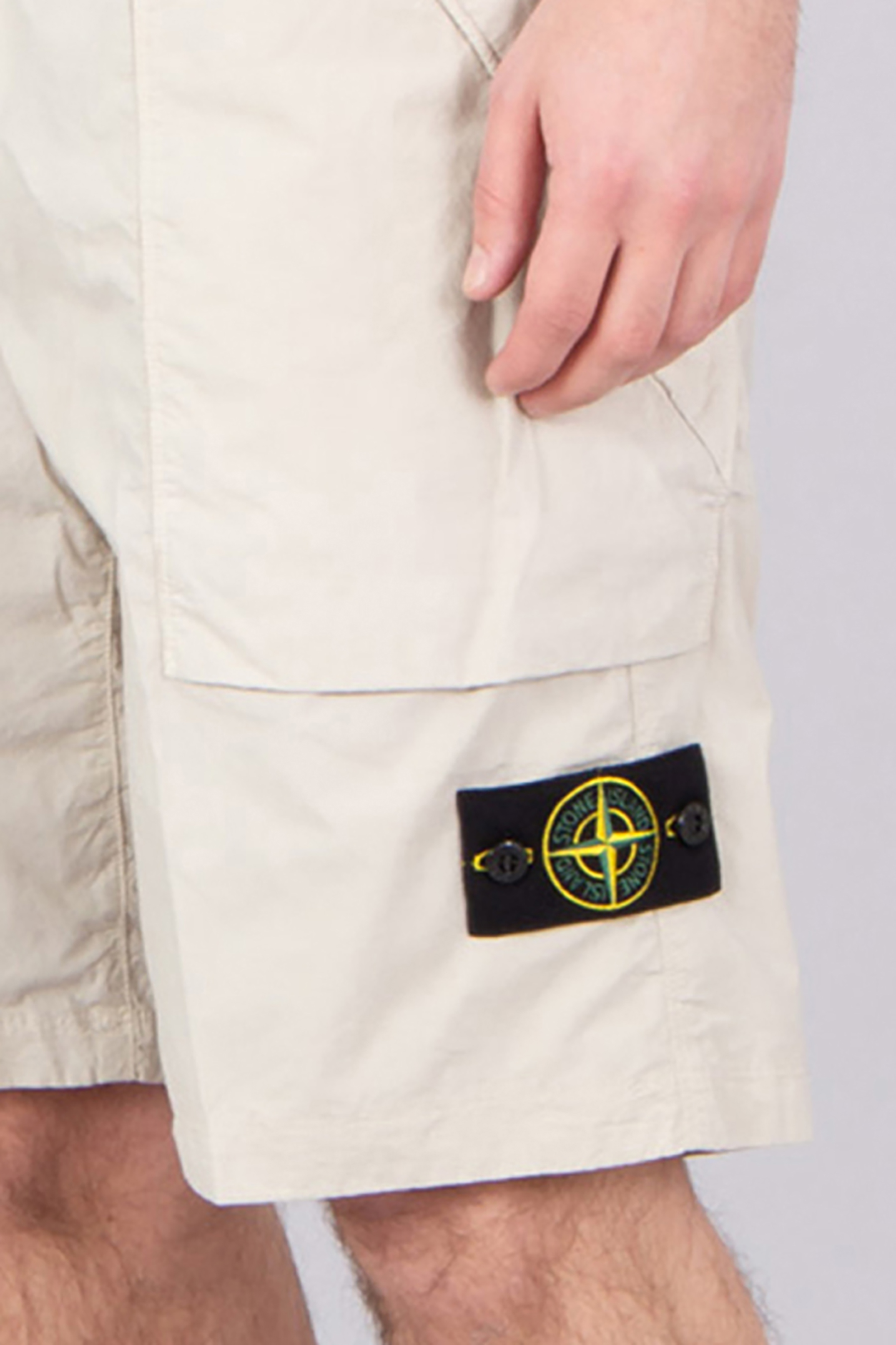 STONE ISLAND Comfort Fit Stretch Cotton Tela 'Paracadute' Bermuda Shorts Kurze Hose, Erwachsener, Männlich, Mann, Person