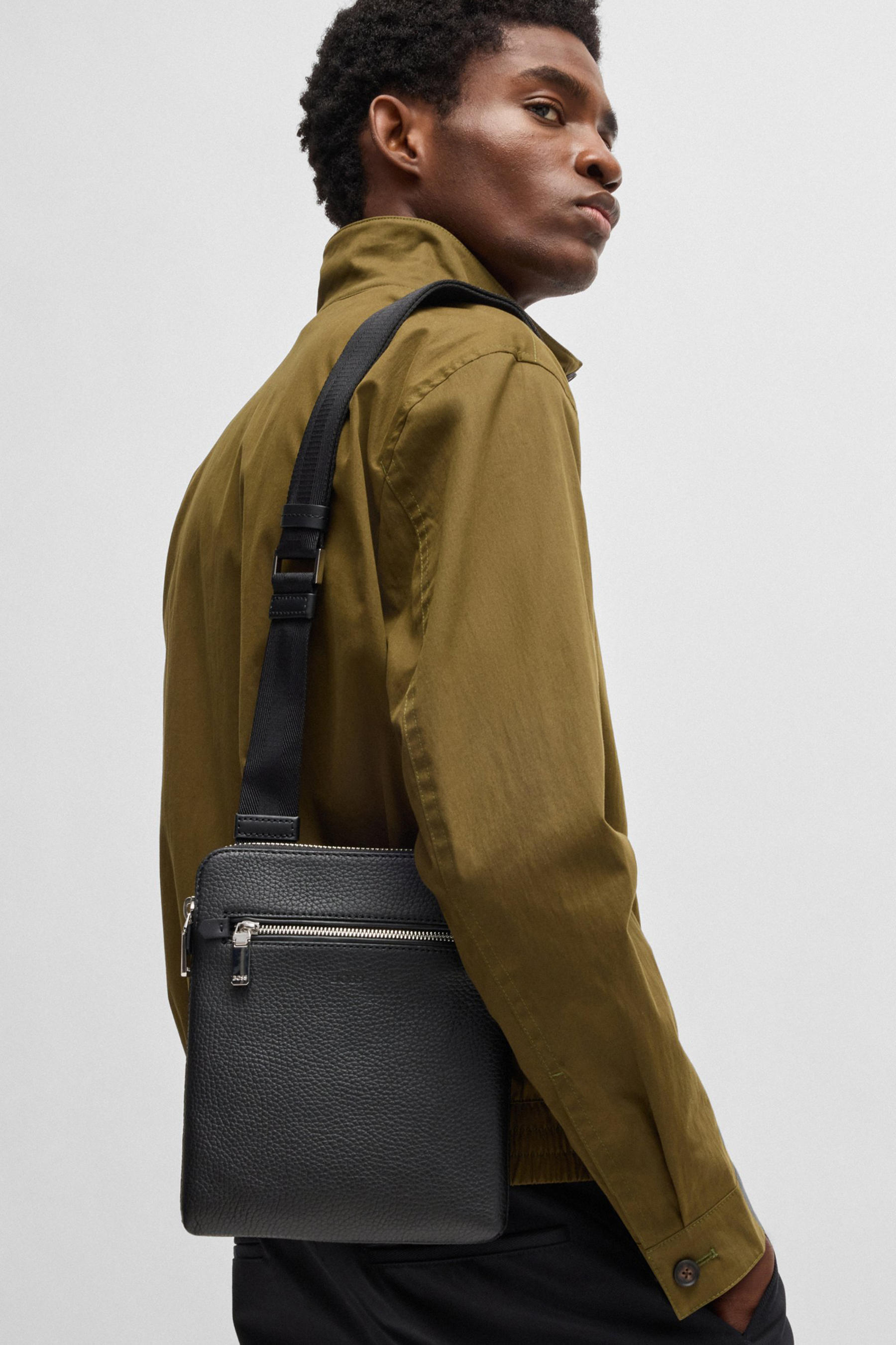 Mantel, Tasche, Handtasche, Jacke, Person