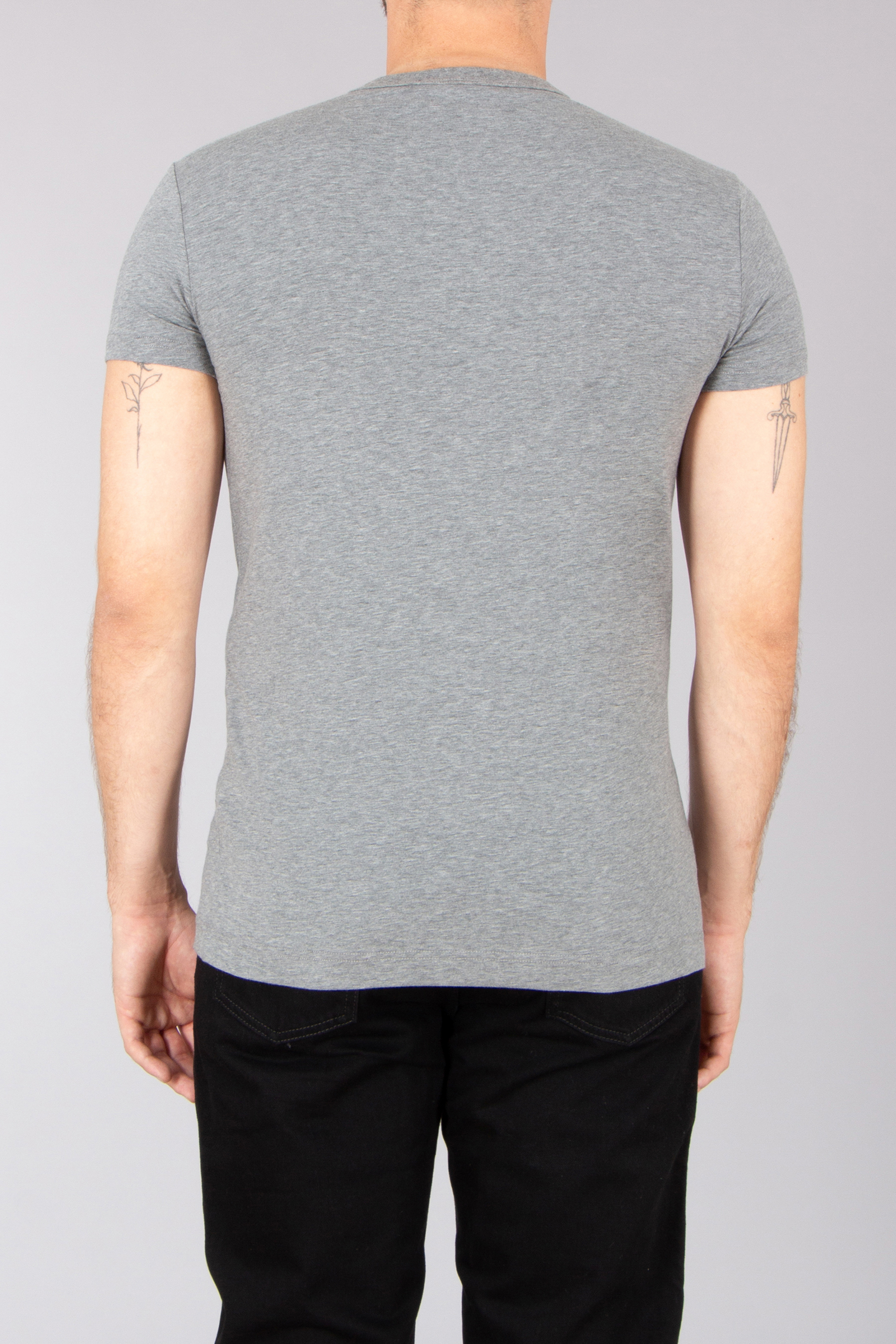 Bekleidung, T-shirt