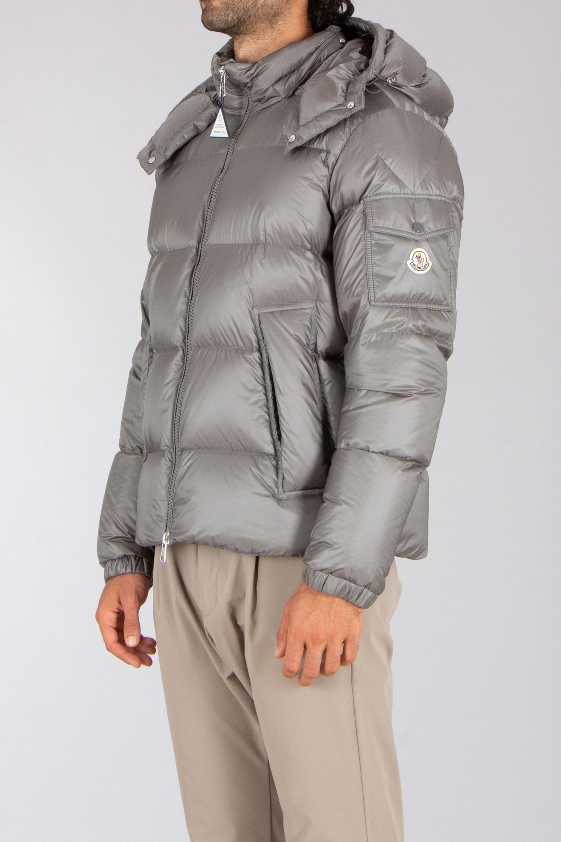 MONCLER Couyere Regular Fit Recycled Nylon Micro Ripstop Down Jacket Bekleidung, Mantel, Jacke