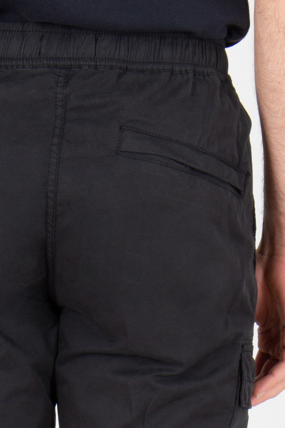 Bekleidung, Kurze Hosen, Hosen, Mantel, Jacke