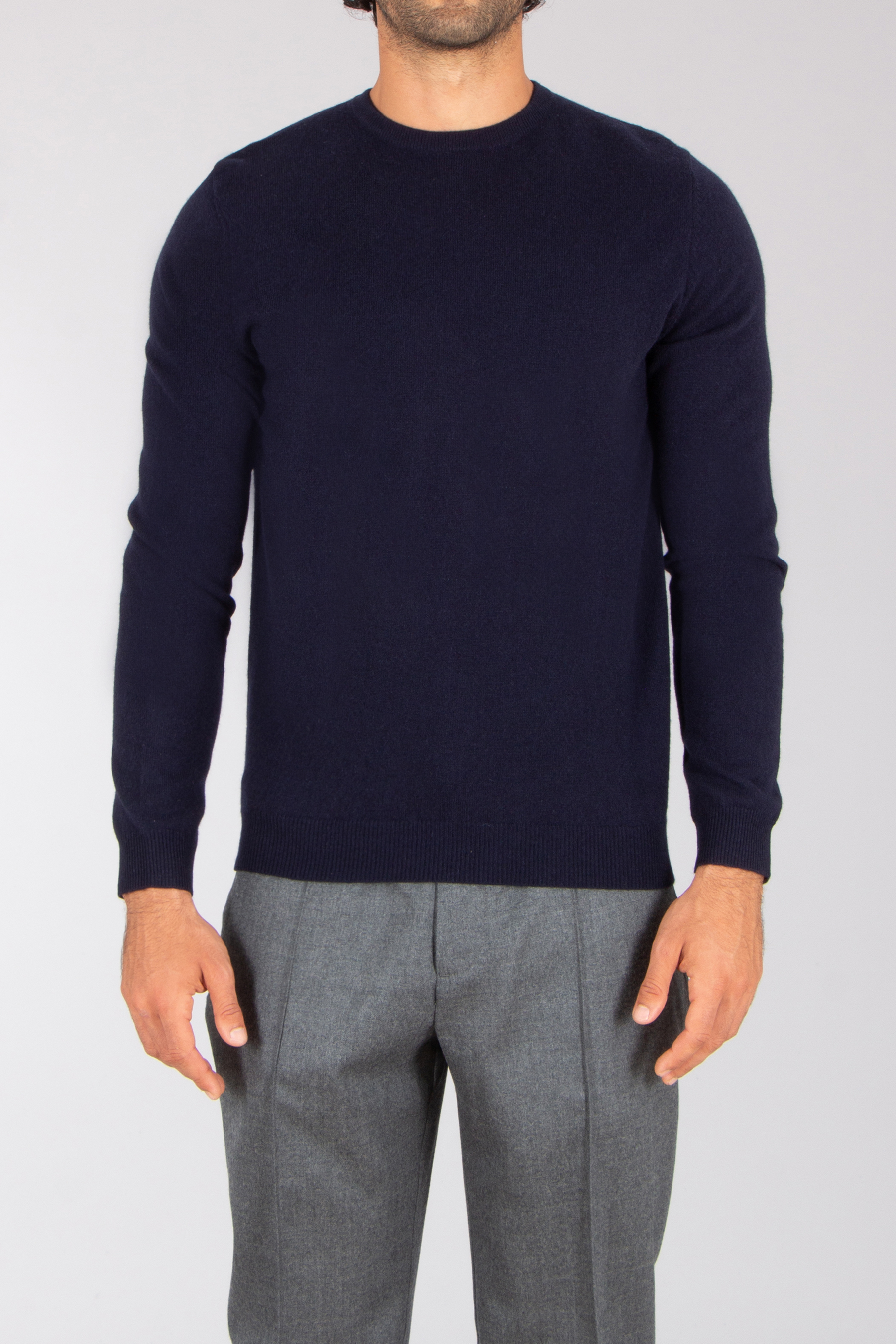 MIENTUS BERLIN Regular Fit Cashmere Crew Neck Sweater Langarm, Ärmel, Strickwaren, Pullover, Hosen