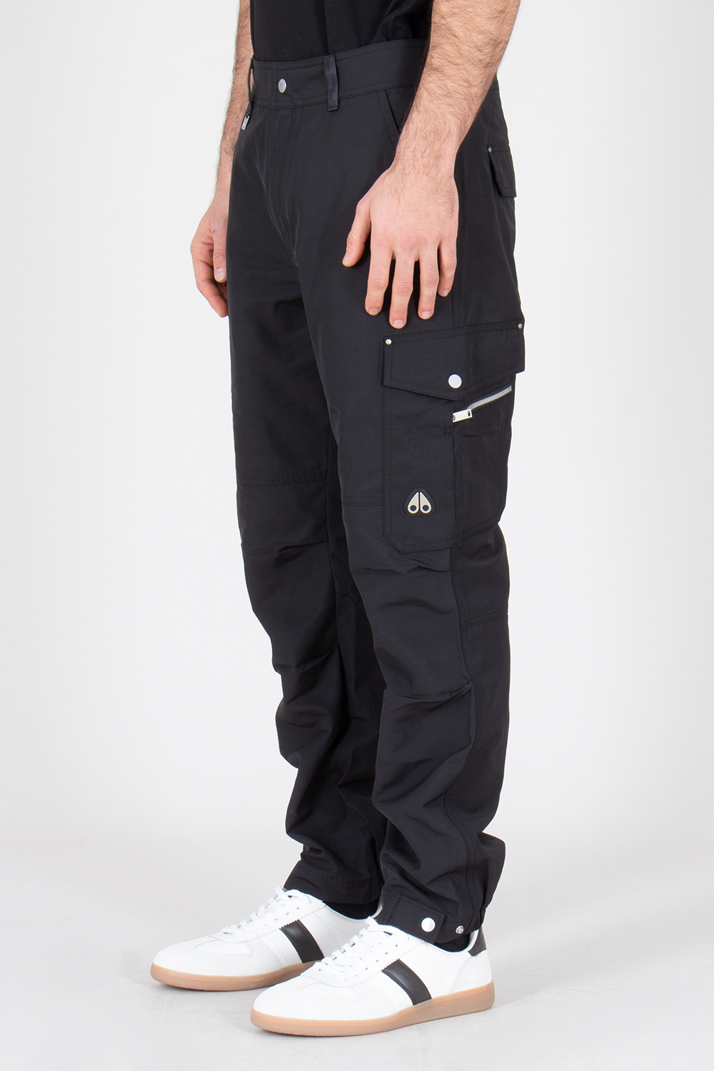 MOOSE KNUCKLES Regular Fit Technical Fabric Cargo Pants Brady Slick