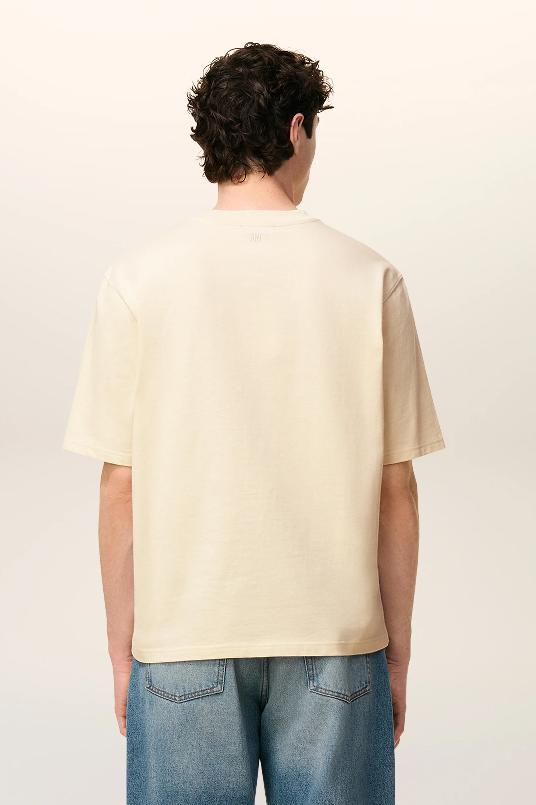 AMI PARIS Boxy Fit Ami De Coeur Cotton Jersey T-Shirt Bekleidung, T-shirt, Person