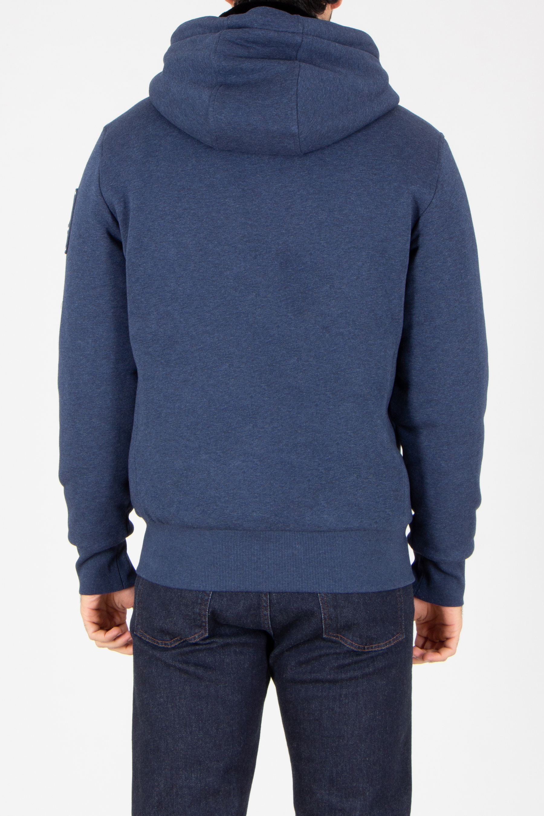 Strickwaren, Pullover, Sweatshirt, Kapuzenpulli, Jeanshose