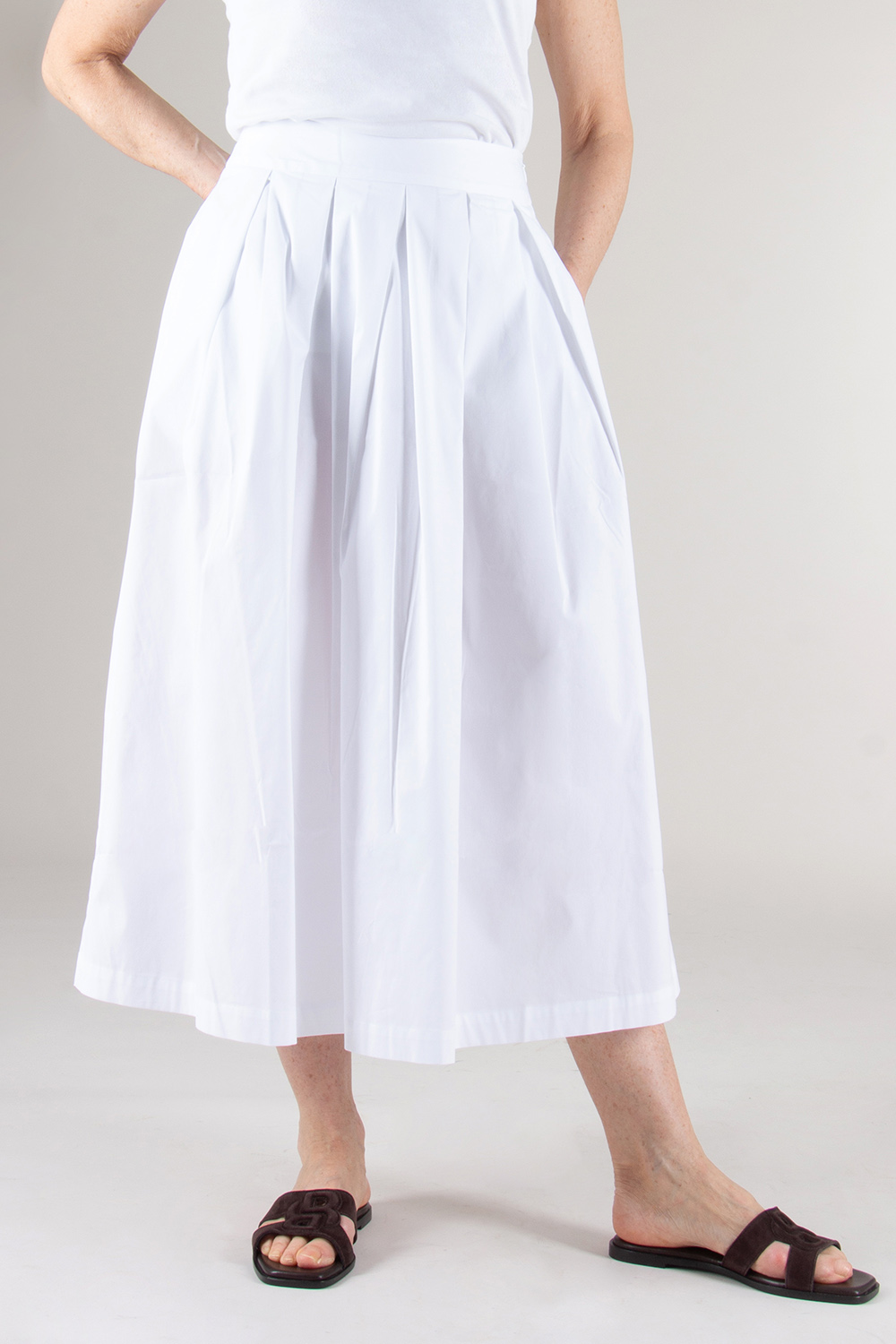 0039 ITALY Long Pleated Skirt Kylie