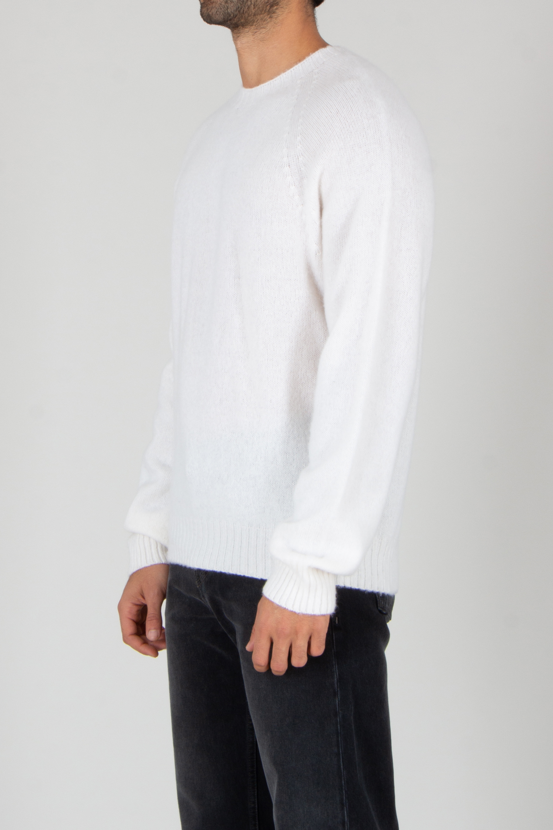 Strickwaren, Pullover, Jeanshose, Mann, Person