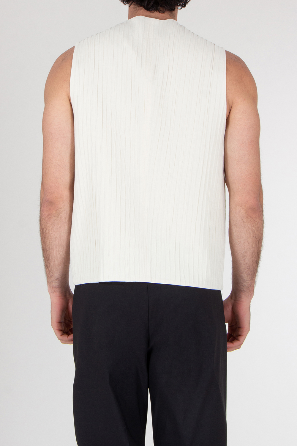 EMPORIO ARMANI Jacquard Waffle Embossed Crinkle Waistcoat Vest