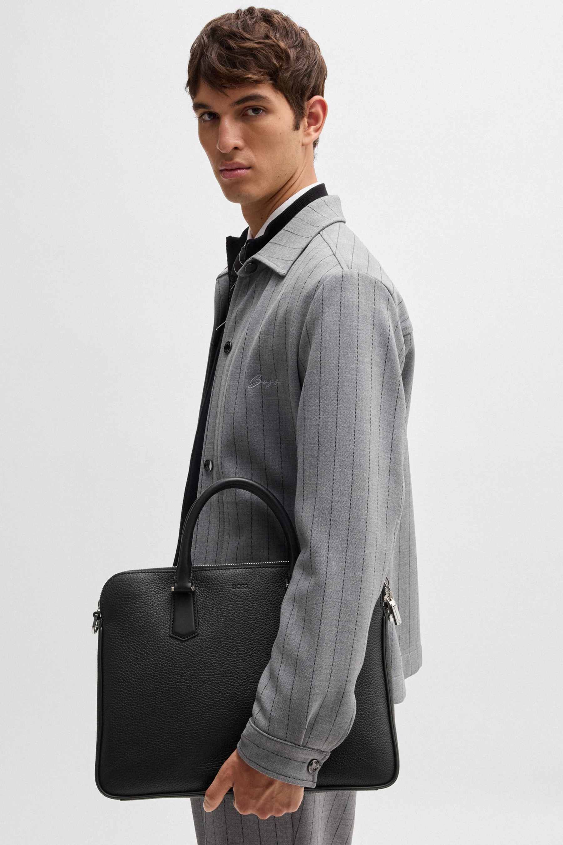 Formelle Kleidung, Anzug, Tasche, Mantel, Handtasche