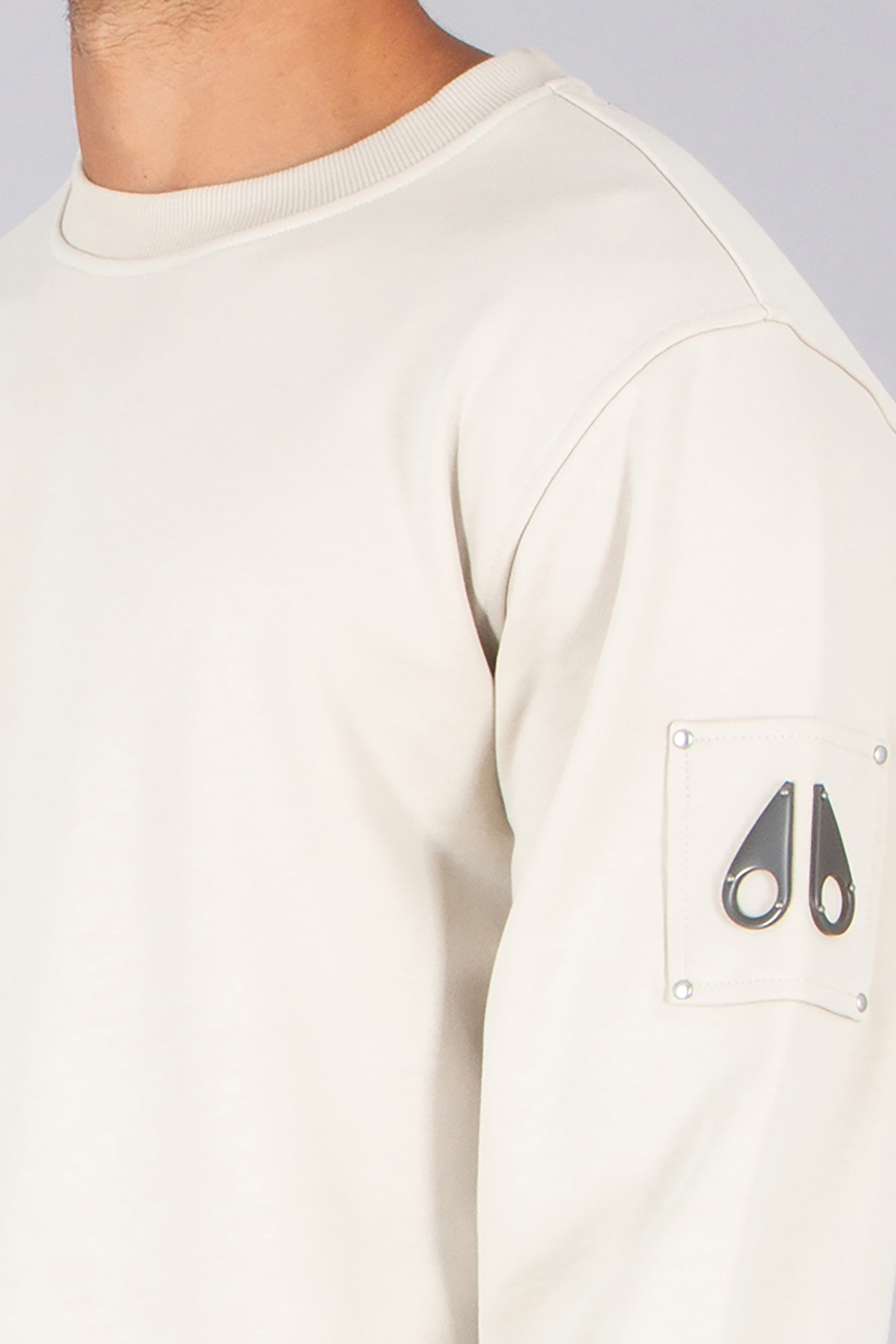 MOOSE KNUCKLES Regular Fit Cotton French Terry Crew Neck Sweatshirt Hartsfield Langarm, Ärmel, T-Shirt, Hemd, Person