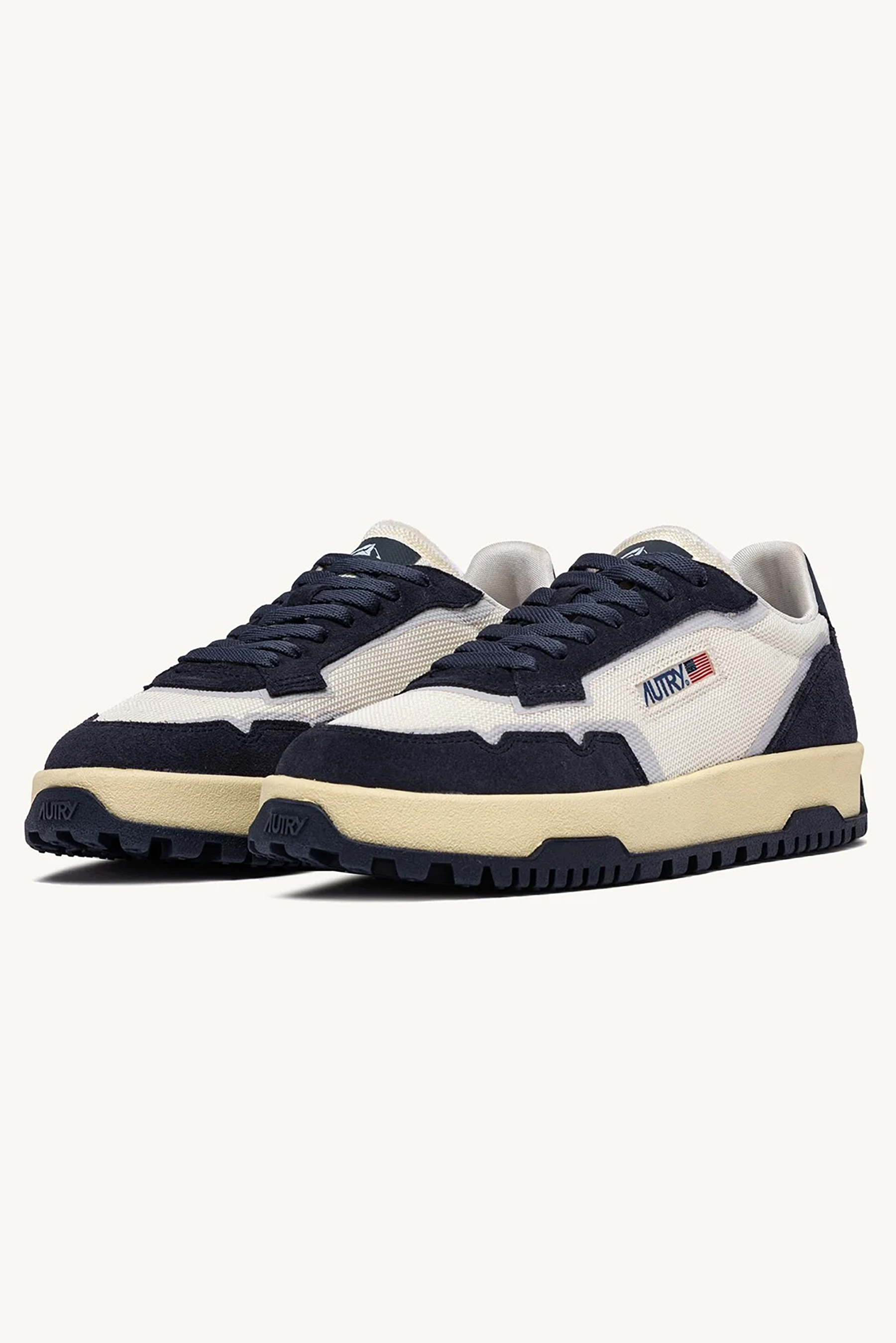 AUTRY Mesh & Suede Sneakers Wildpace Low Bekleidung, Schuhwerk, Schuh, Sneaker, Wildleder