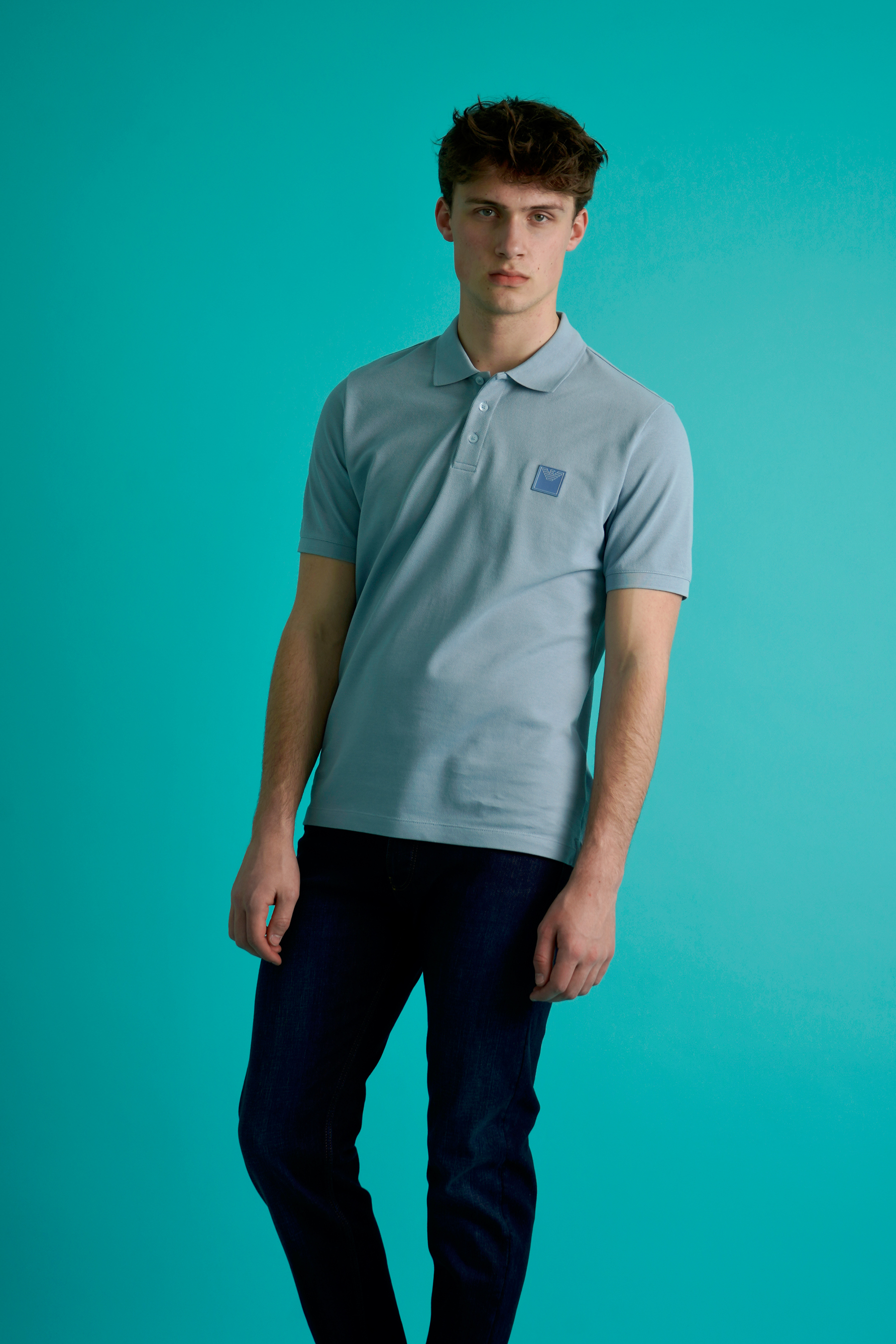T-shirt, Hosen, Hemd, Ärmel, Person