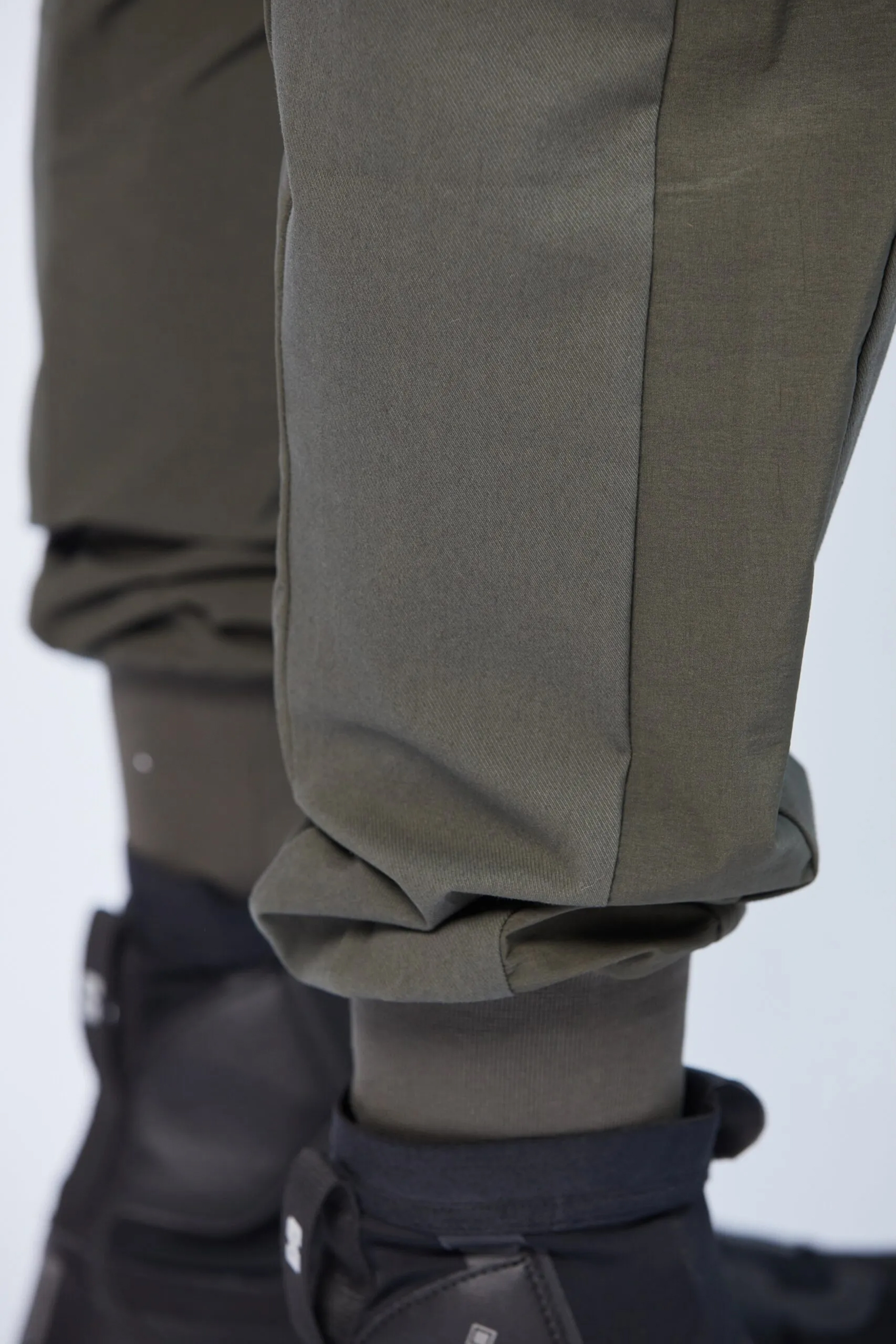 THOM KROM Drop Crotch Nylon Stretch Pants THOM KROM Drop Crotch Nylon Stretch Pants