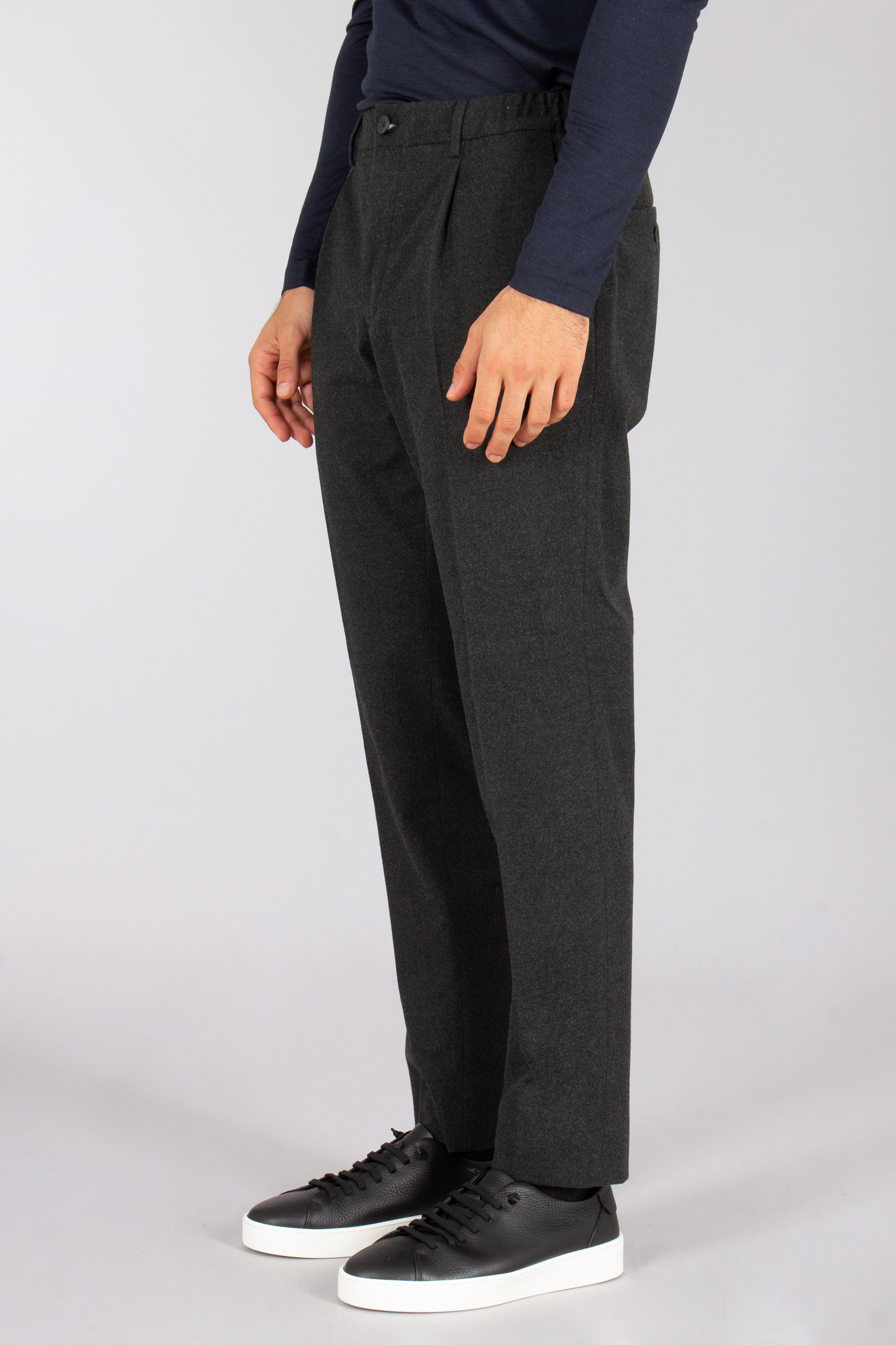 Hosen, Schuh, Erwachsener, Mann, Person