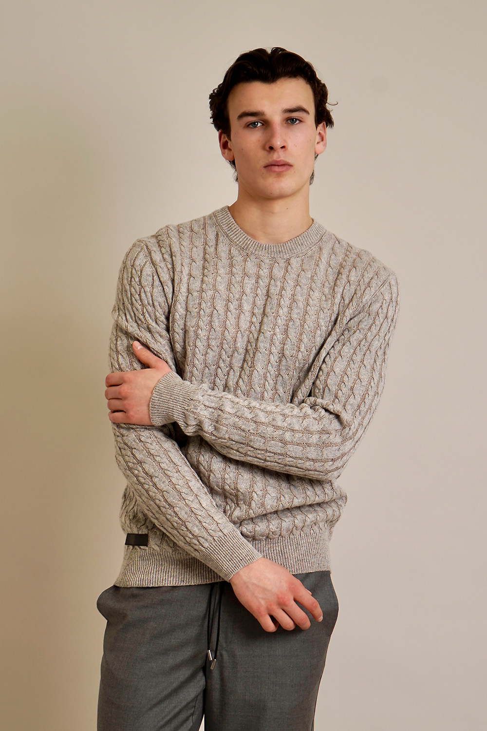 SEASE Regular Fit Cable Knit Vanisé Linen-Cashmere Blend Crew Neck Sweater