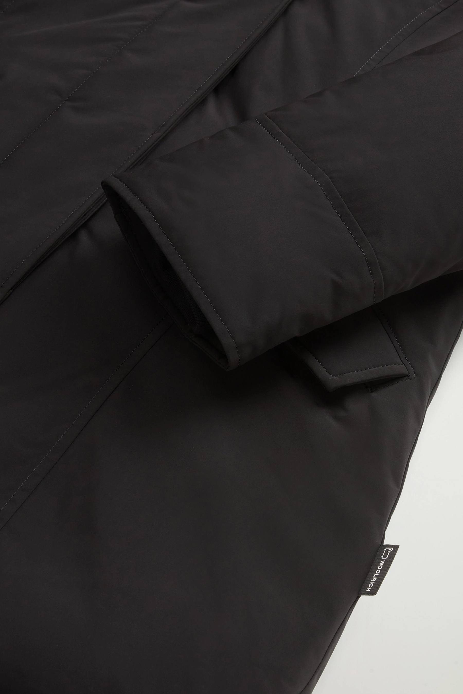 WOOLRICH Urban Touch Luxury Arctic Raccoon Parka WOOLRICH Urban Touch Luxury Arctic Raccoon Parka