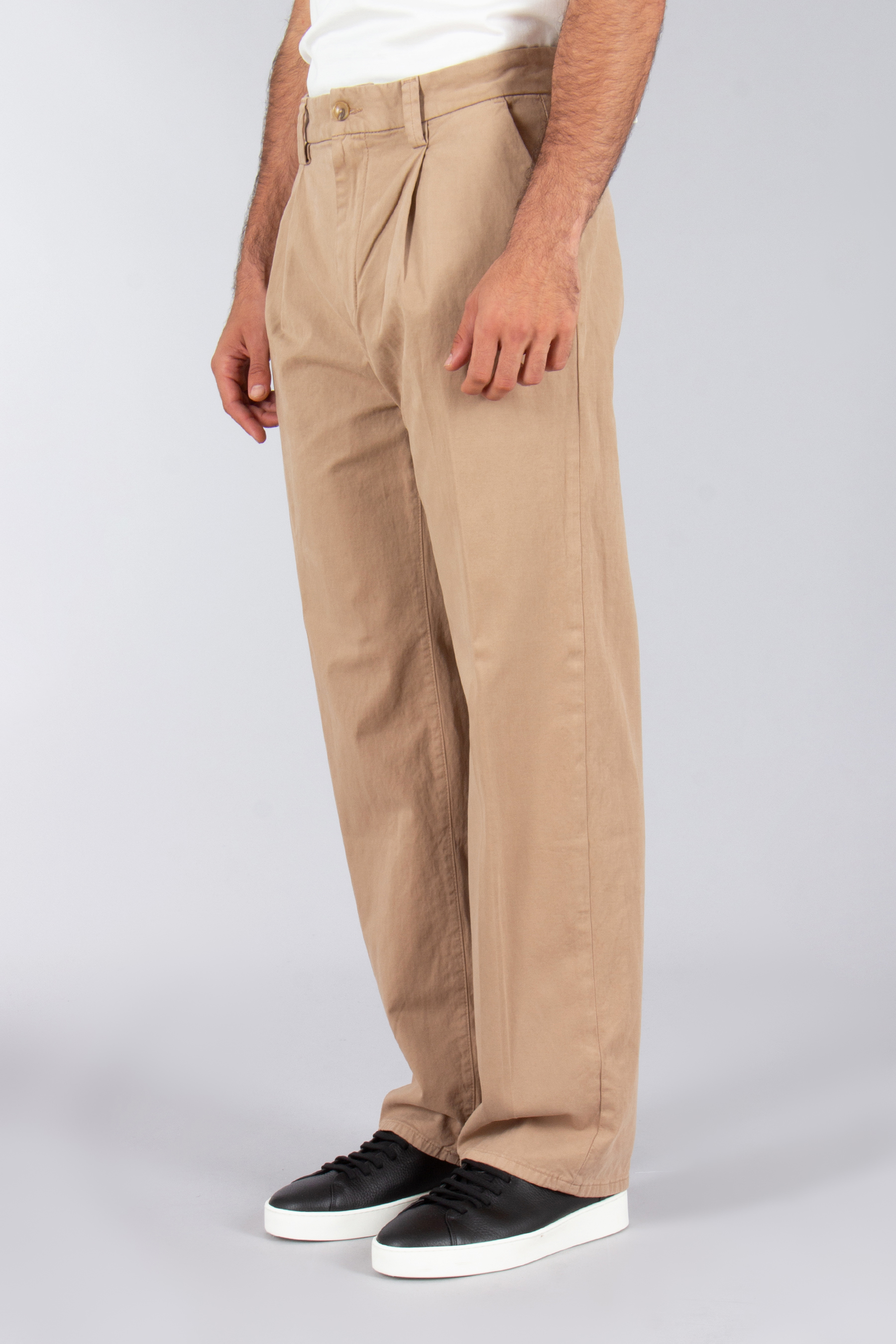 7 FOR ALL MANKIND Relaxed Fit Cotton Stretch Twill Pleated Pants Bekleidung, Hosen, Khaki