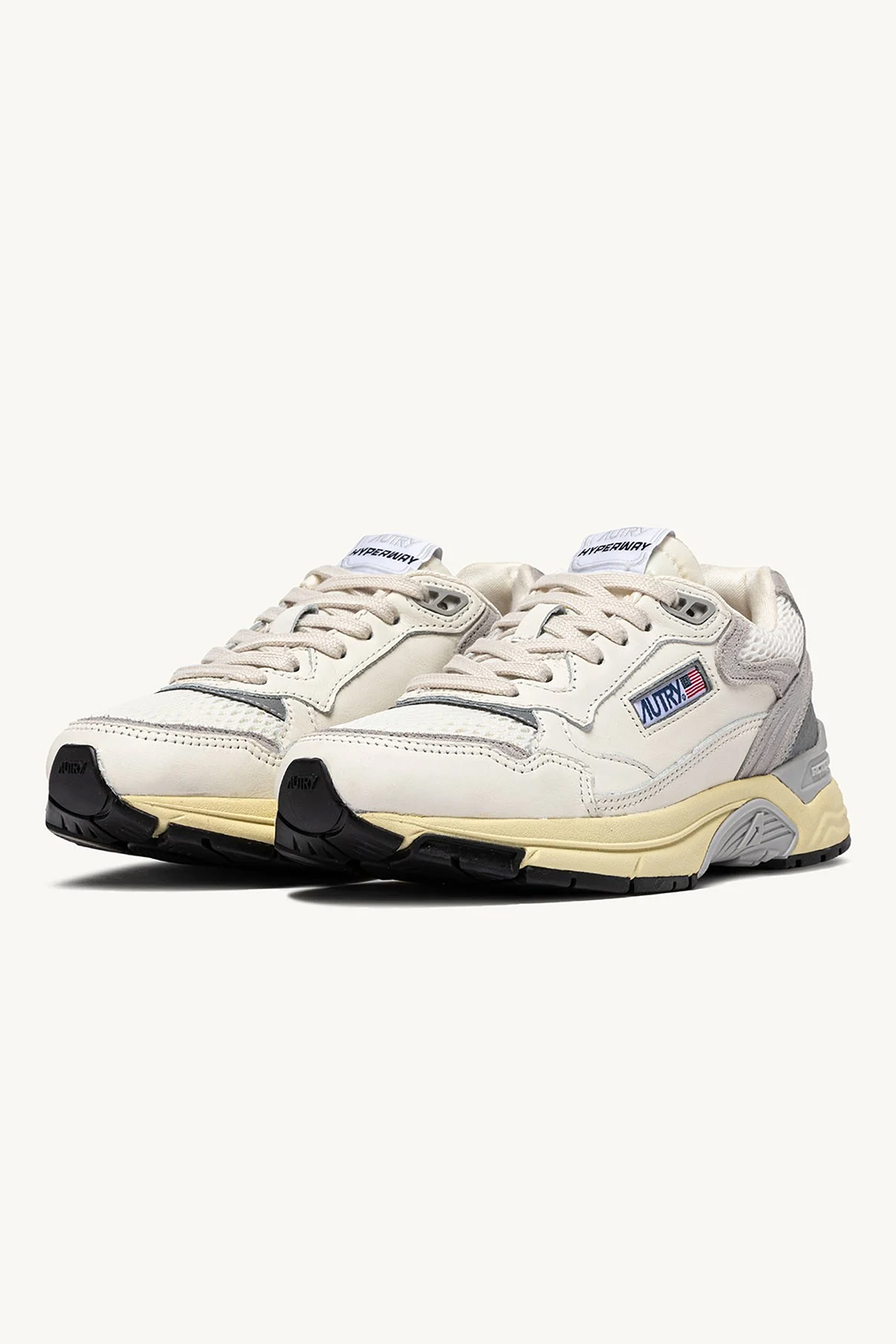 AUTRY Goat Suede & Mesh Sneakers Hyperway Low Bekleidung, Schuhwerk, Schuh, Sneaker