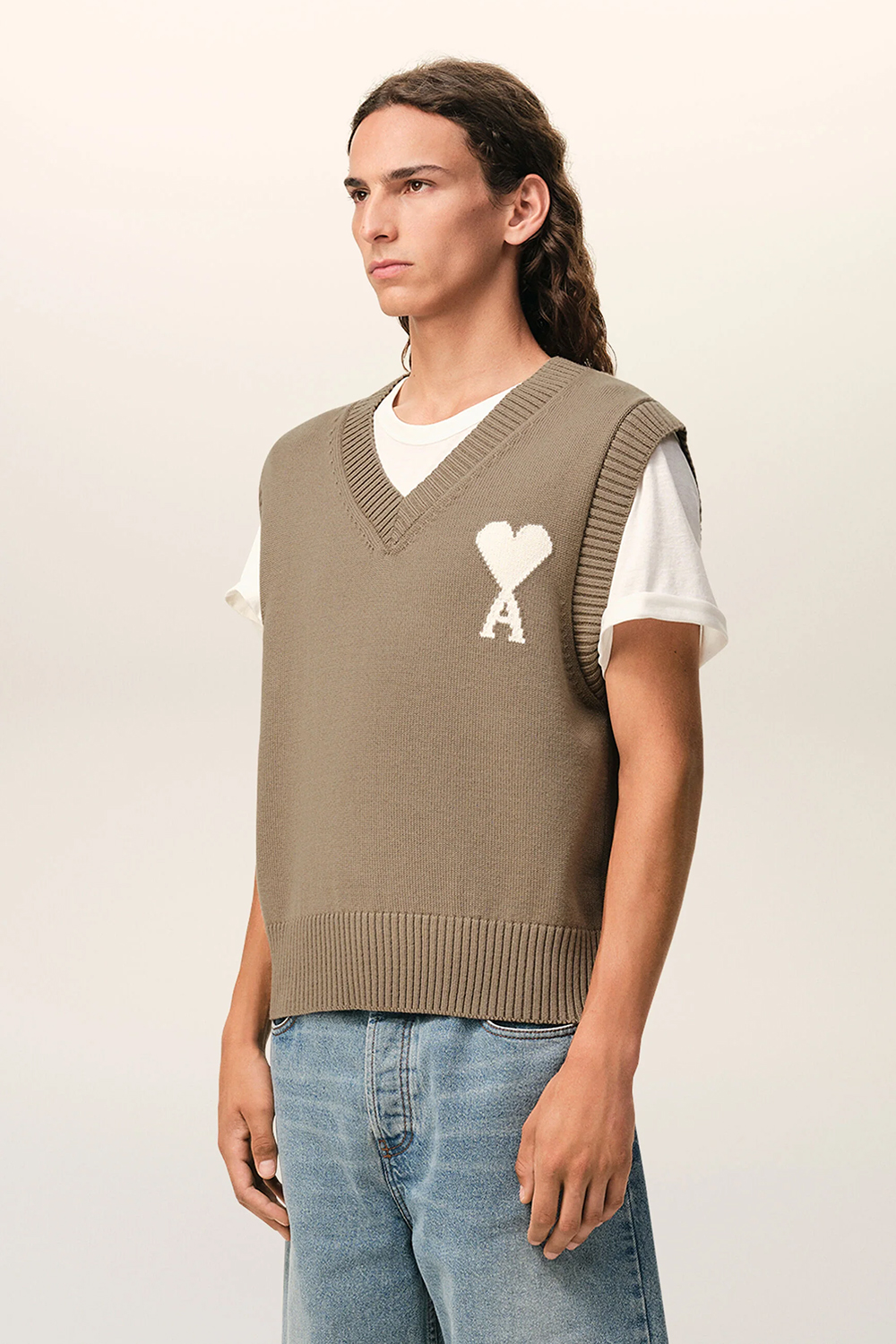 AMI PARIS Relaxed Fit Ami De Coeur Virgin Wool-Cotton Blend Sleeveless V-Neck Sweater
