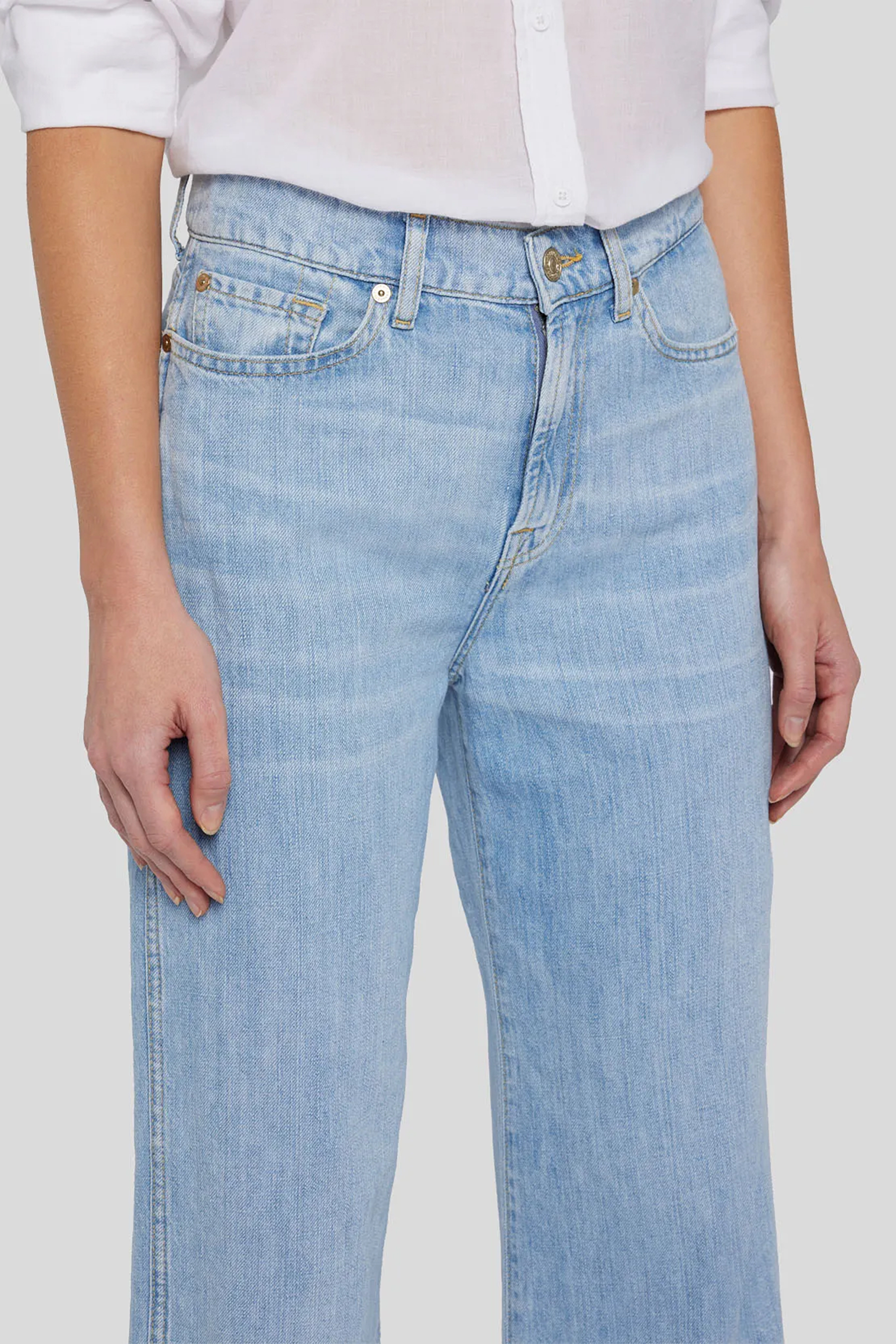 7 FOR ALL MANKIND Flared Cotton Linen Denim Jeans Lotta Linen Capri 7 FOR ALL MANKIND Flared Cotton Linen Denim Jeans Lotta Linen Capri