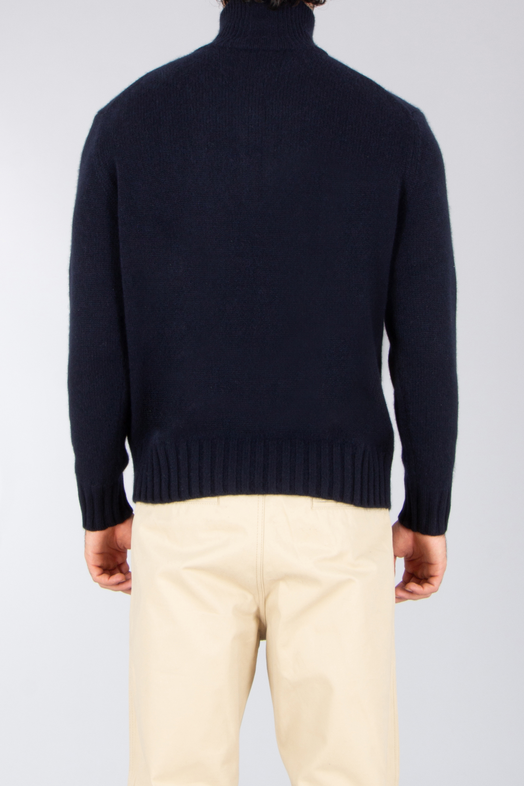 Bekleidung, Strickwaren, Pullover