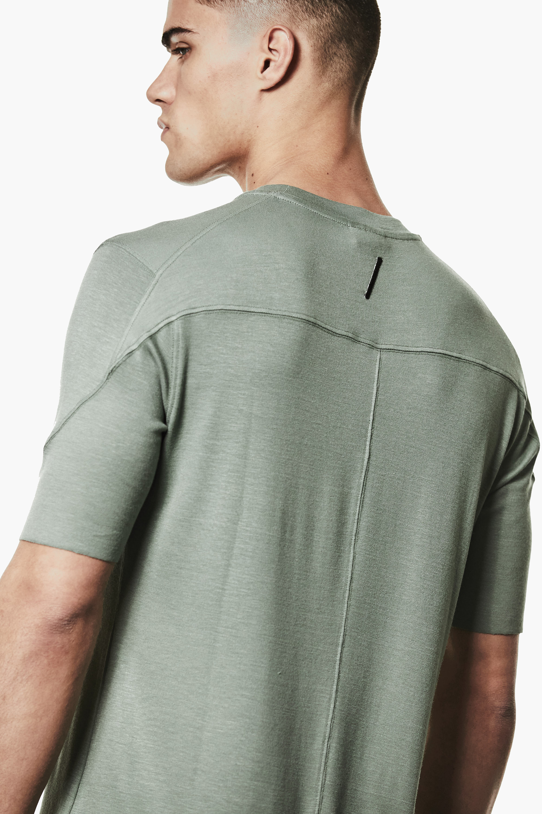 THOM KROM Slim Fit Viscose Stretch Round Neck T-Shirt T-shirt, Ärmel, Hals, Person, Leinen