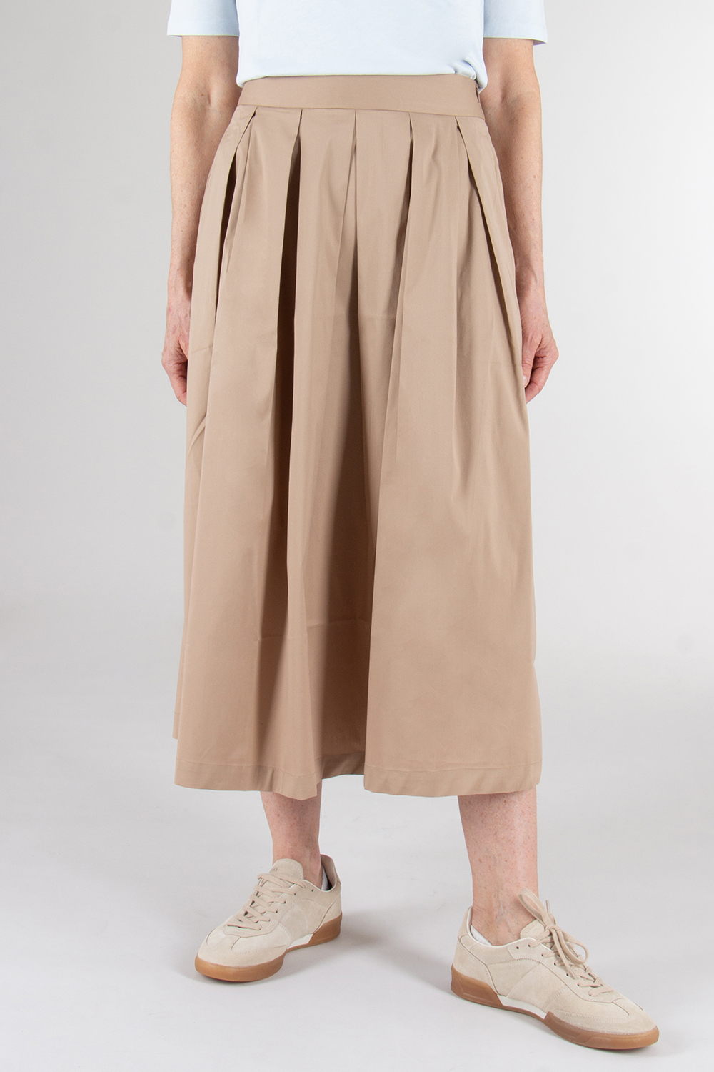 0039 ITALY Long Pleated Skirt Kylie