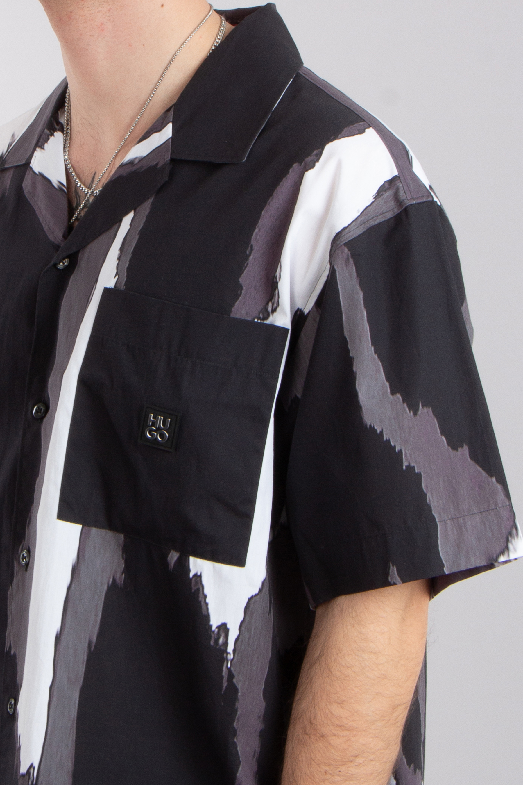 HUGO Patterned Cotton Short-Sleeve Shirt Egeeno HUGO Patterned Cotton Short-Sleeve Shirt Egeeno