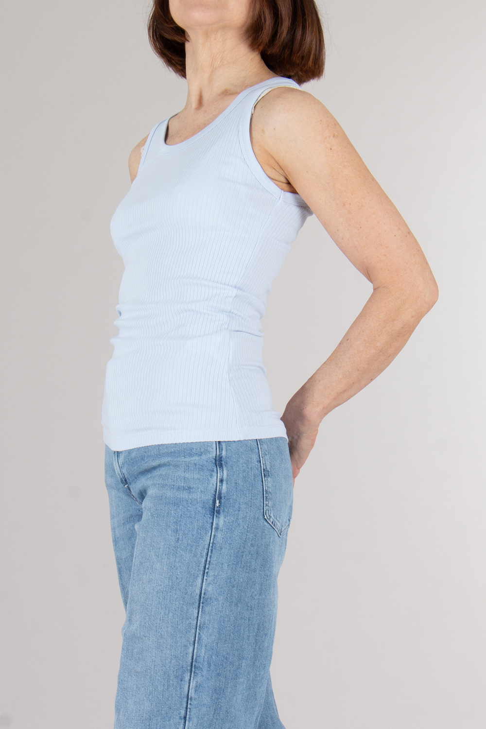 0039 ITALY Regular Fit Ribbed Cotton Tank Ella