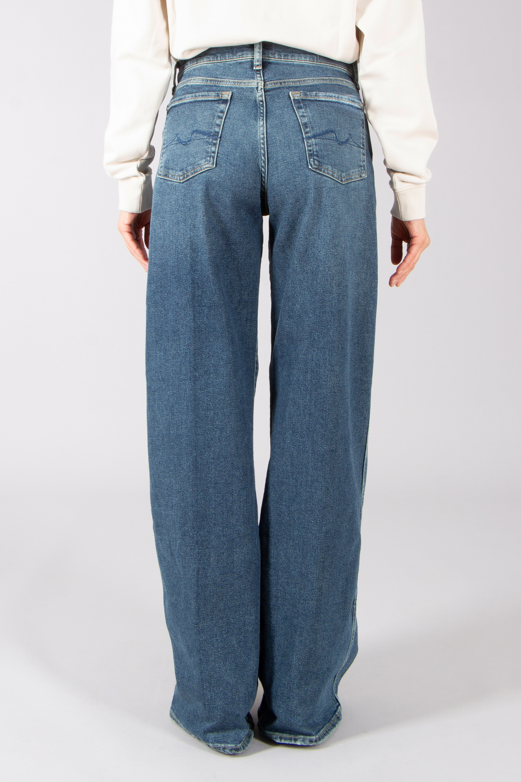 7 FOR ALL MANKIND Flared Luxe Vintage Denim Jeans Lotta