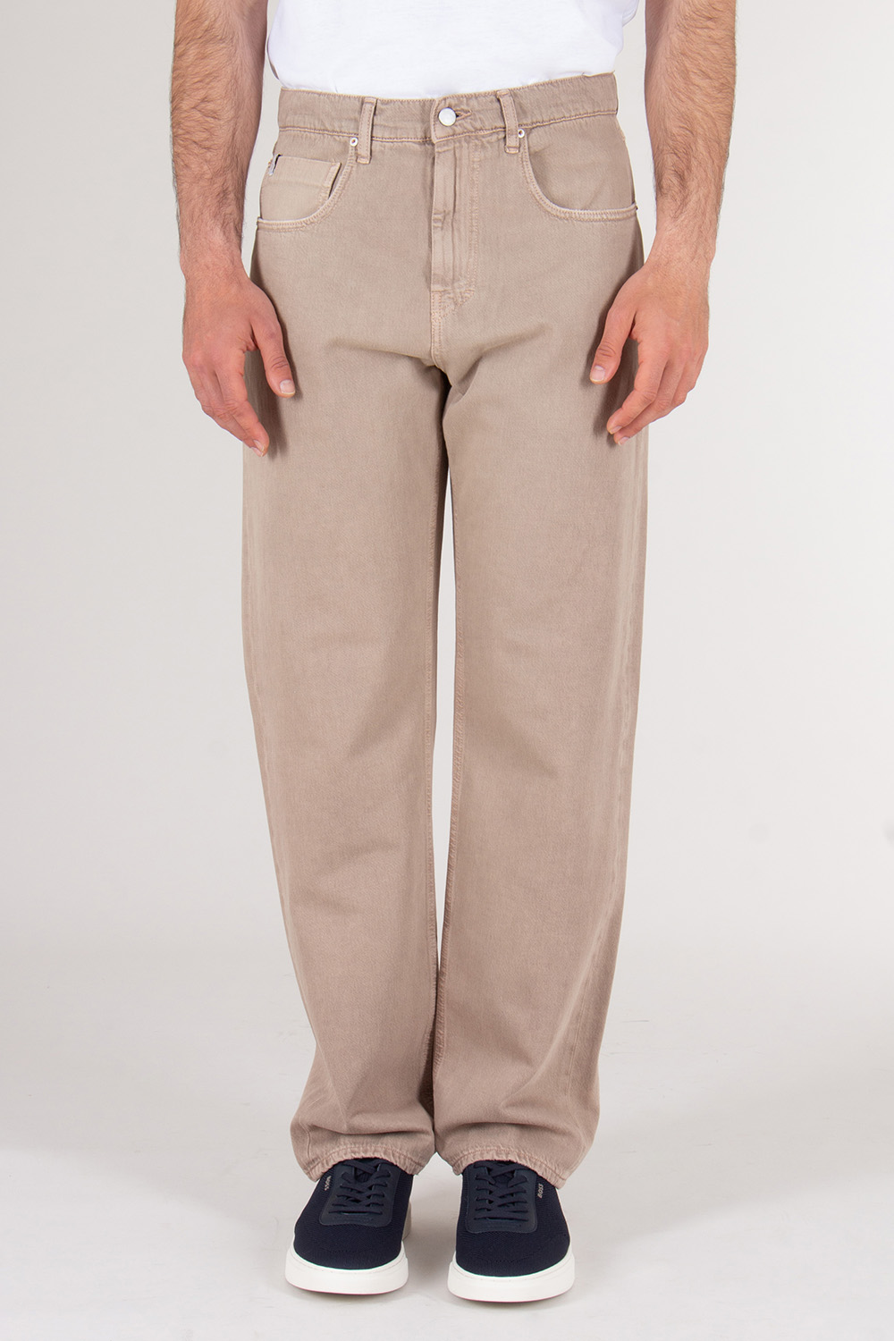 THE NIM Relaxed Fit Washed Denim Jeans Stone