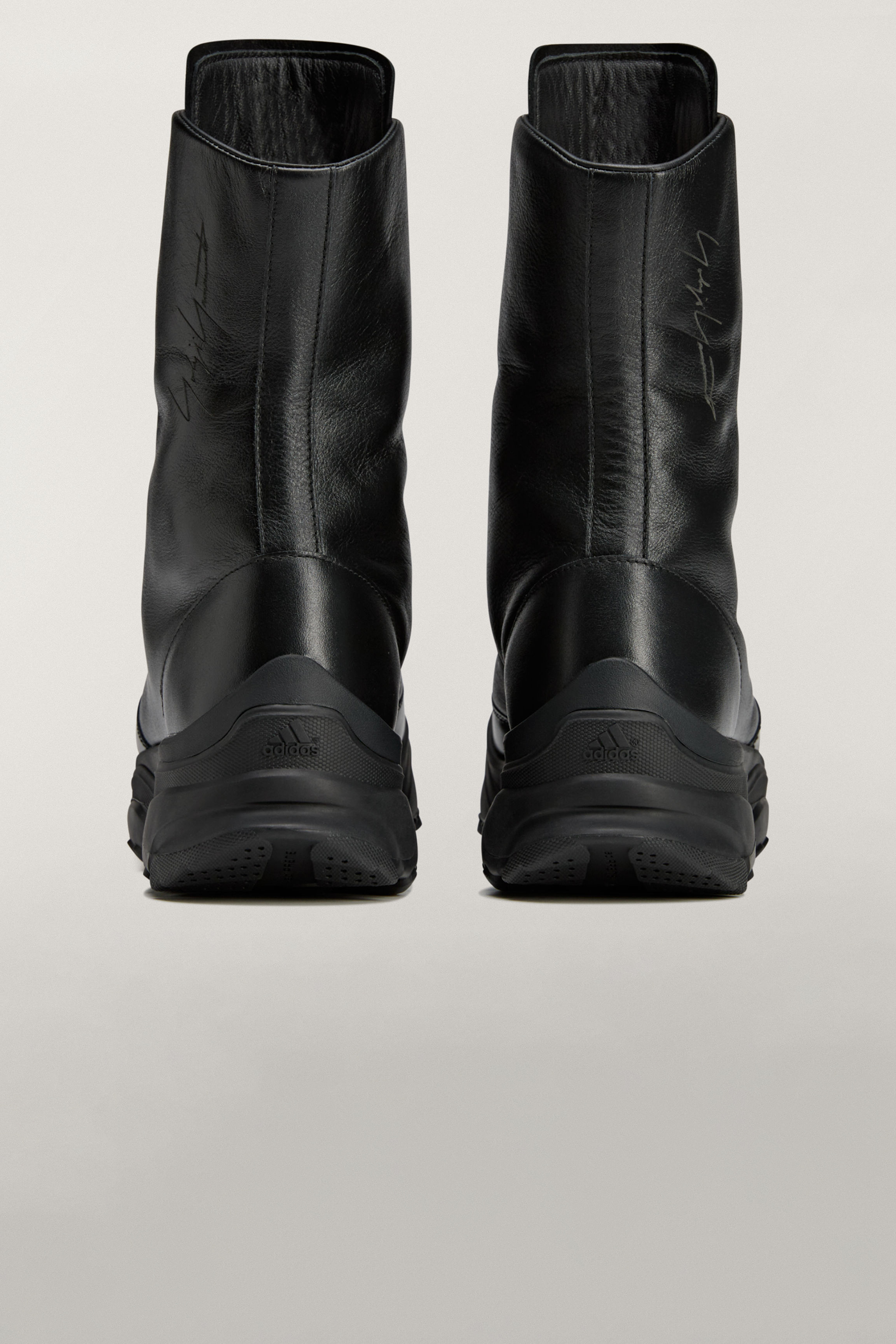 Y-3 Leather Sneakers GSG9 High Bekleidung, Schuhwerk, Schuh, Stiefel
