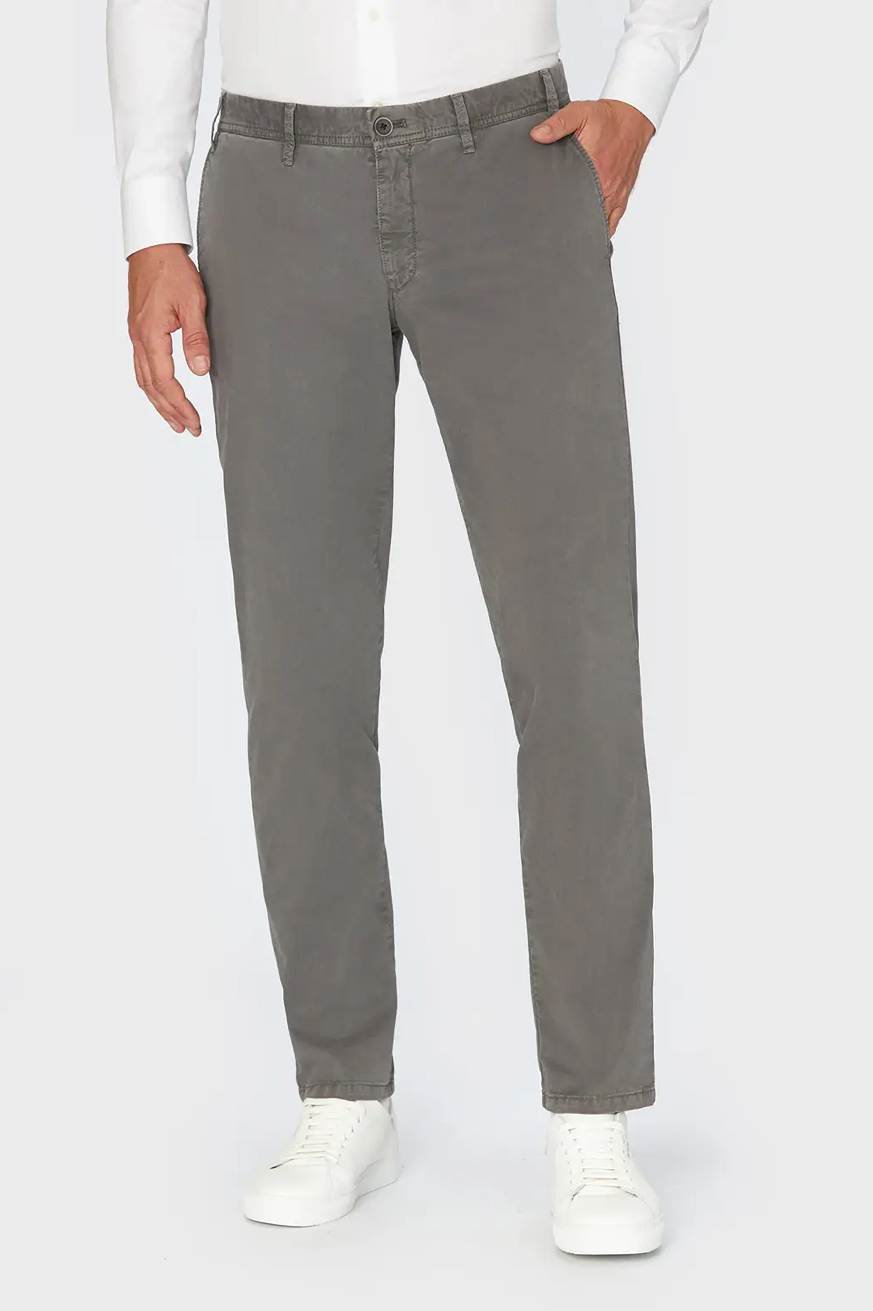 HILTL Modern Slim Fit Cotton Stretch Chino Pants HILTL Modern Slim Fit Cotton Stretch Chino Pants